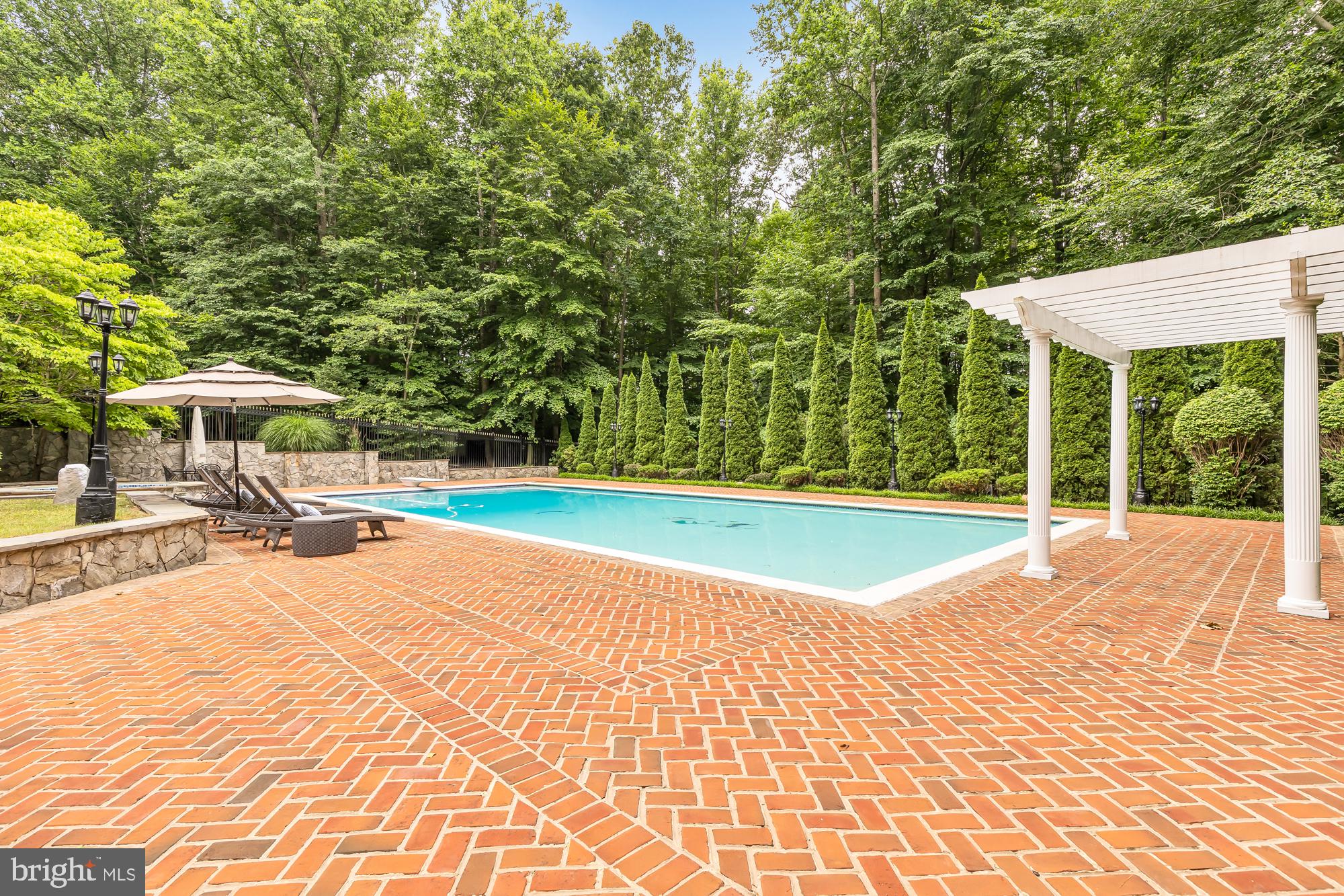 DEVEREUX STATION - Residential