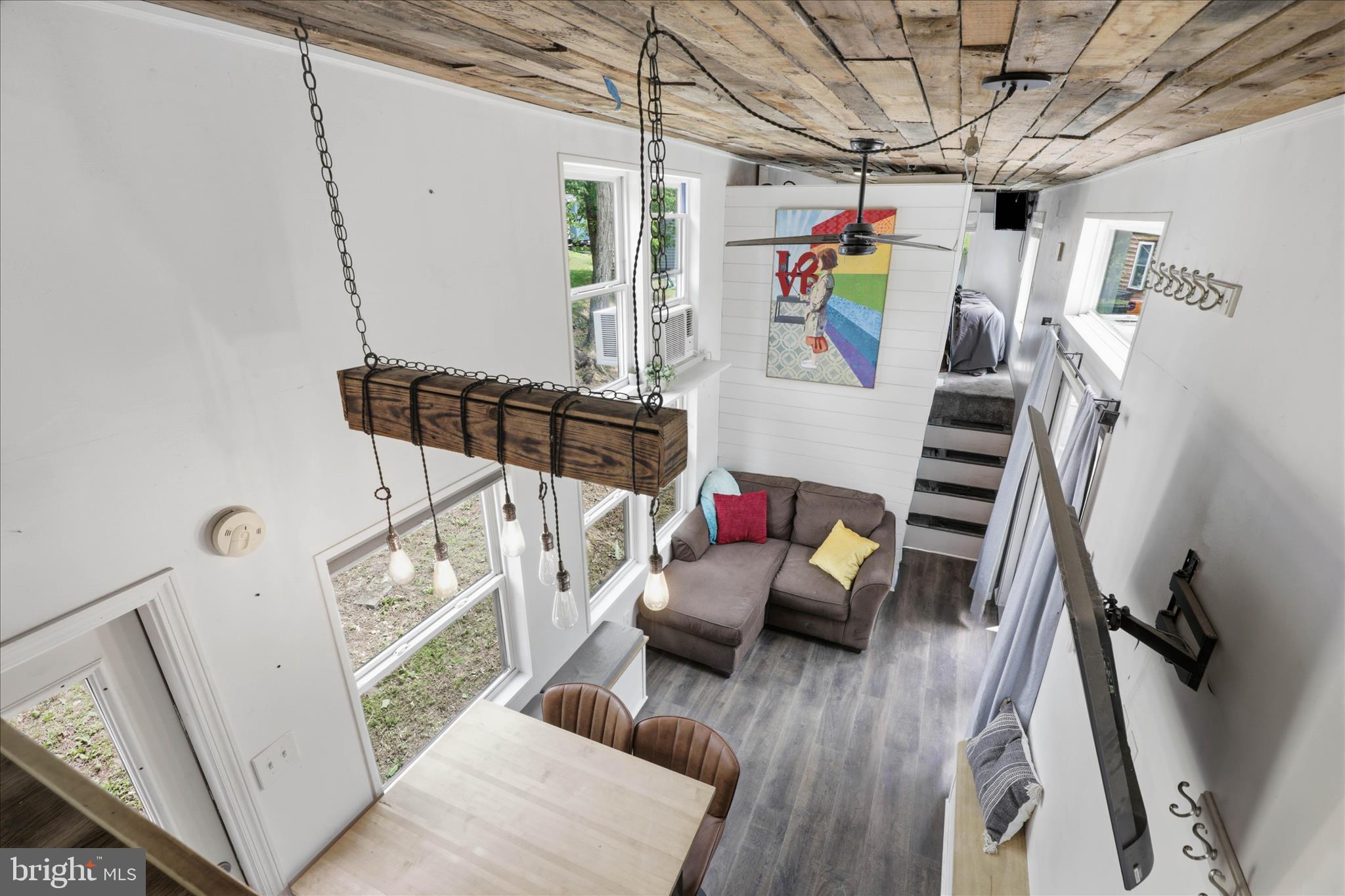 867 SCHWANGER ROAD 33
