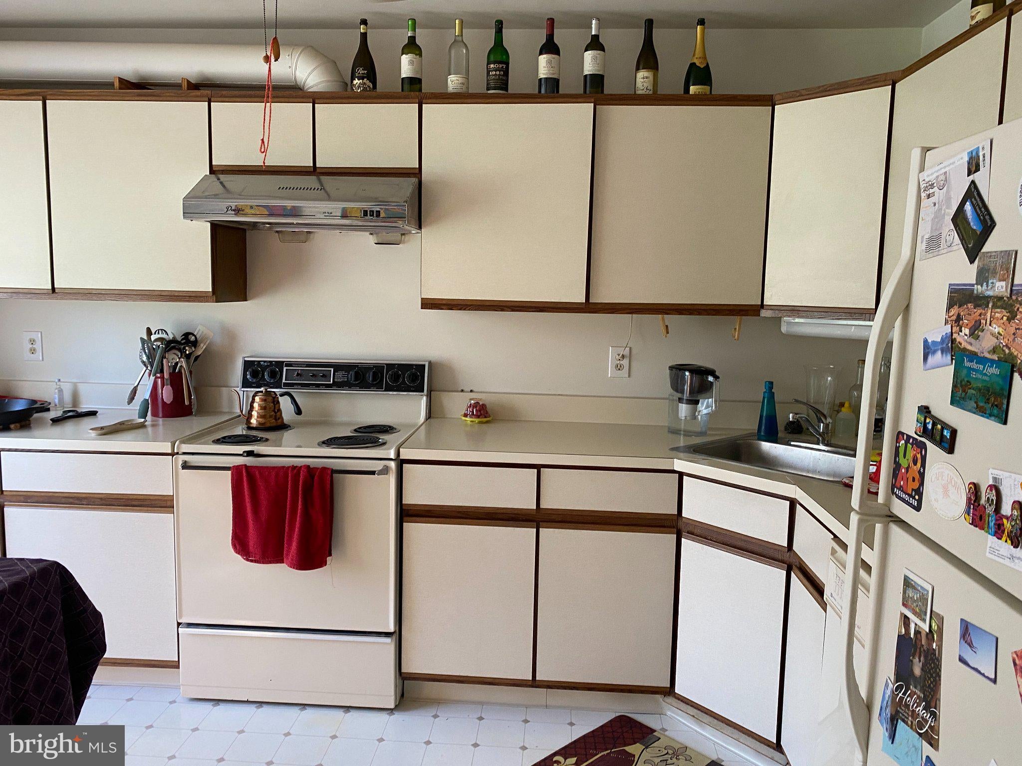 1205 CHESTERWOOD COURT