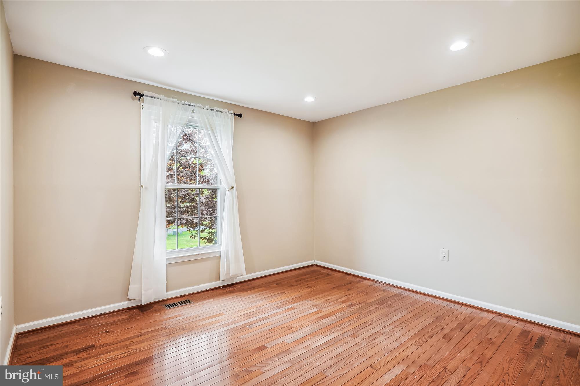 ROLLING GREEN - Residential