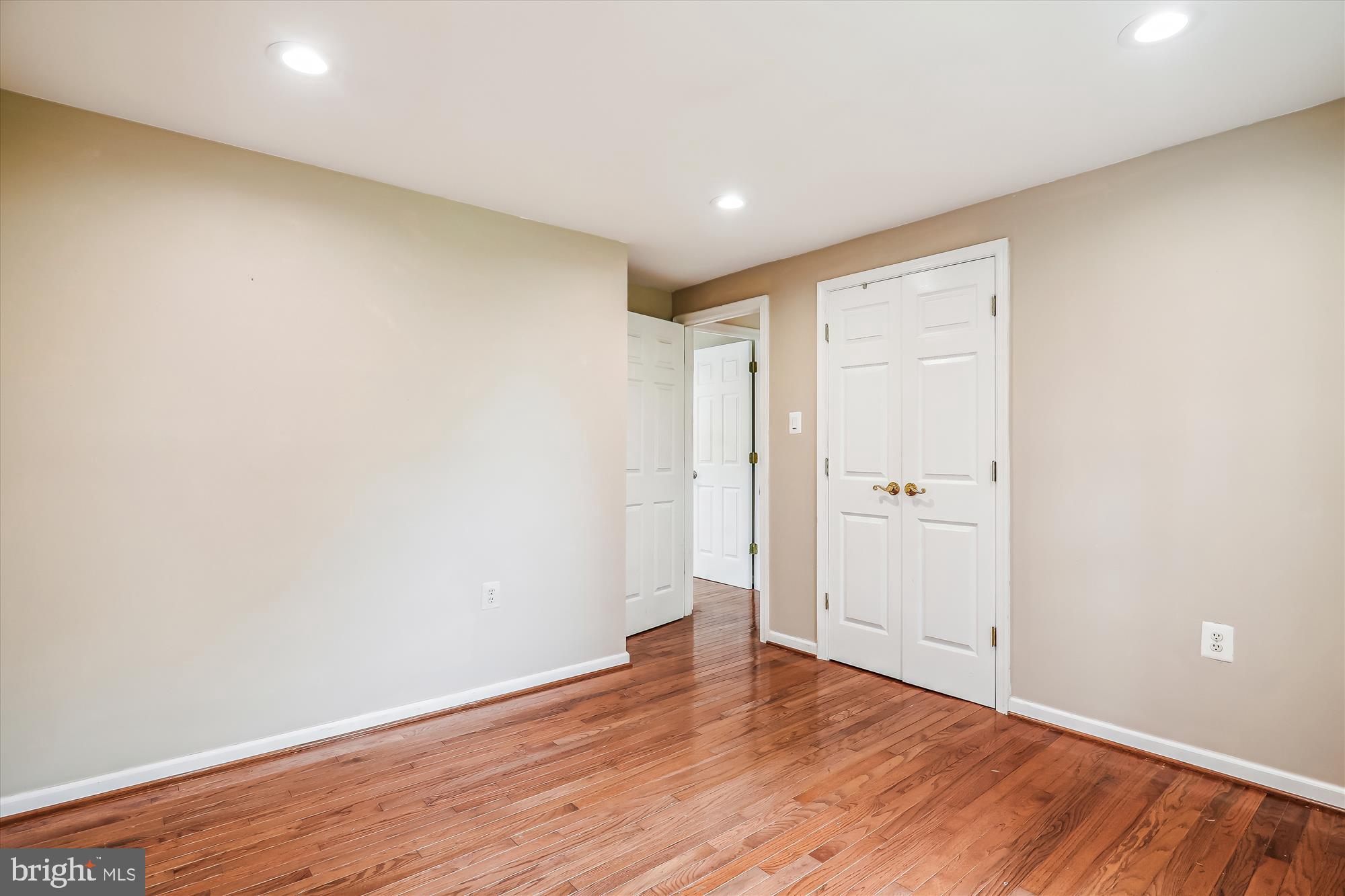 ROLLING GREEN - Residential