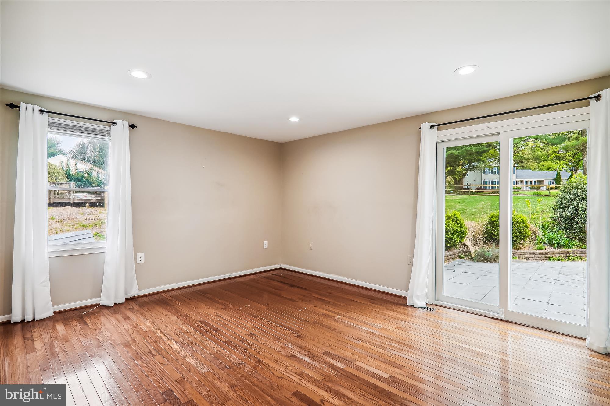 ROLLING GREEN - Residential