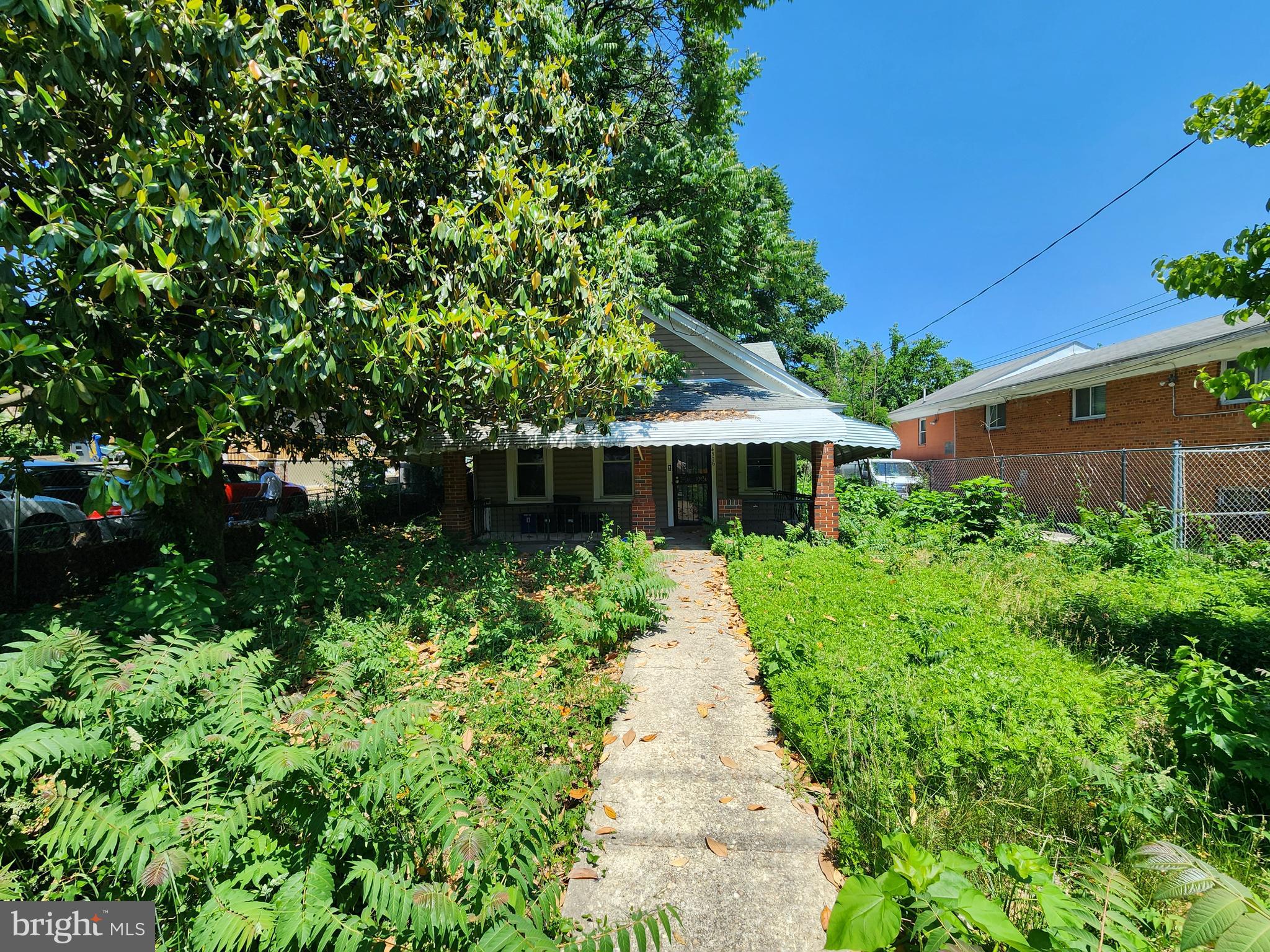 DEANWOOD - Residential
