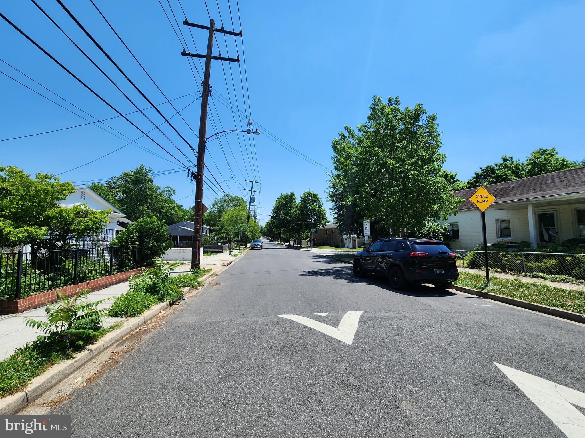 DEANWOOD - Residential
