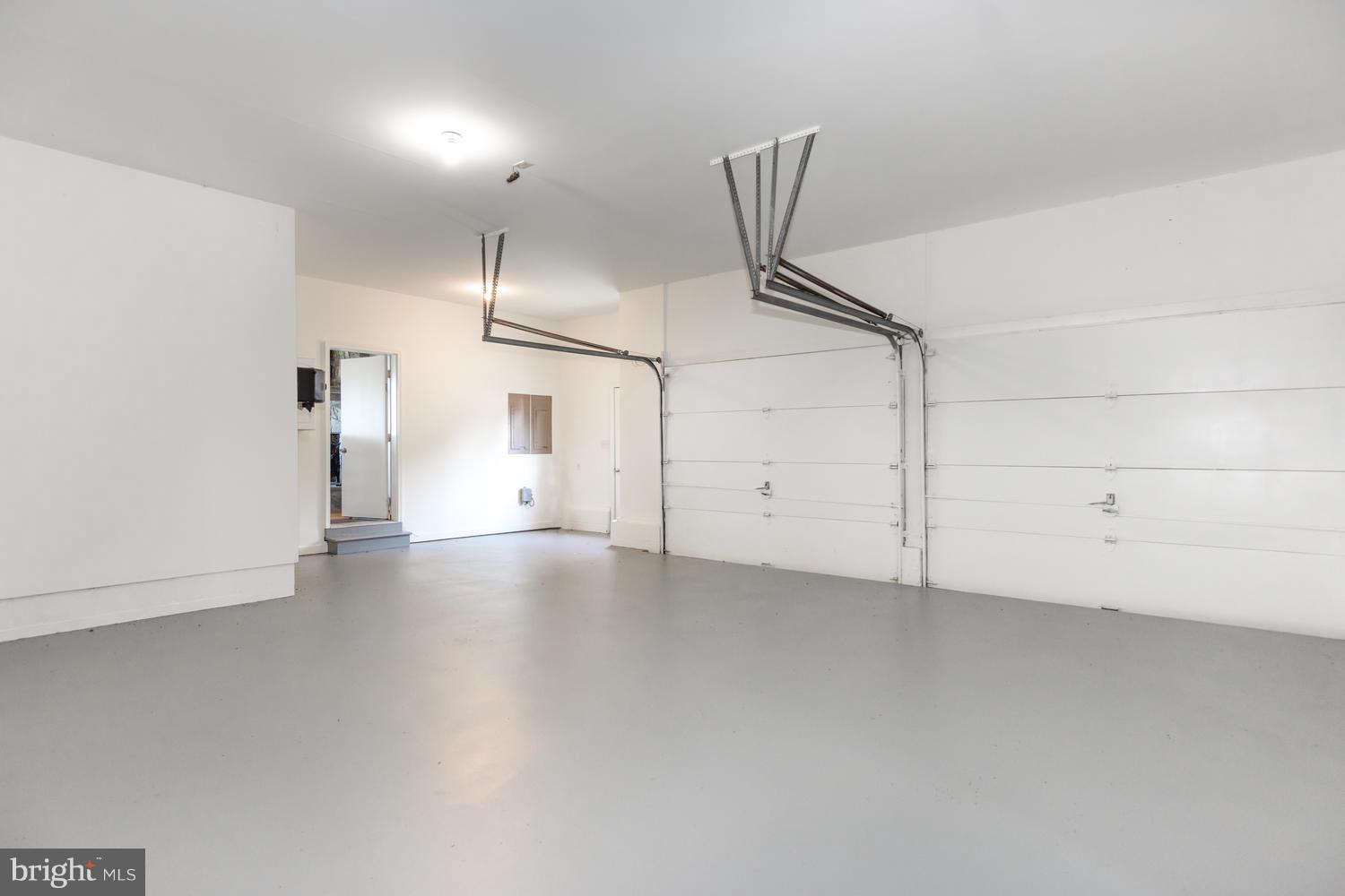 CORSICA RIVER ESTATES - Residential