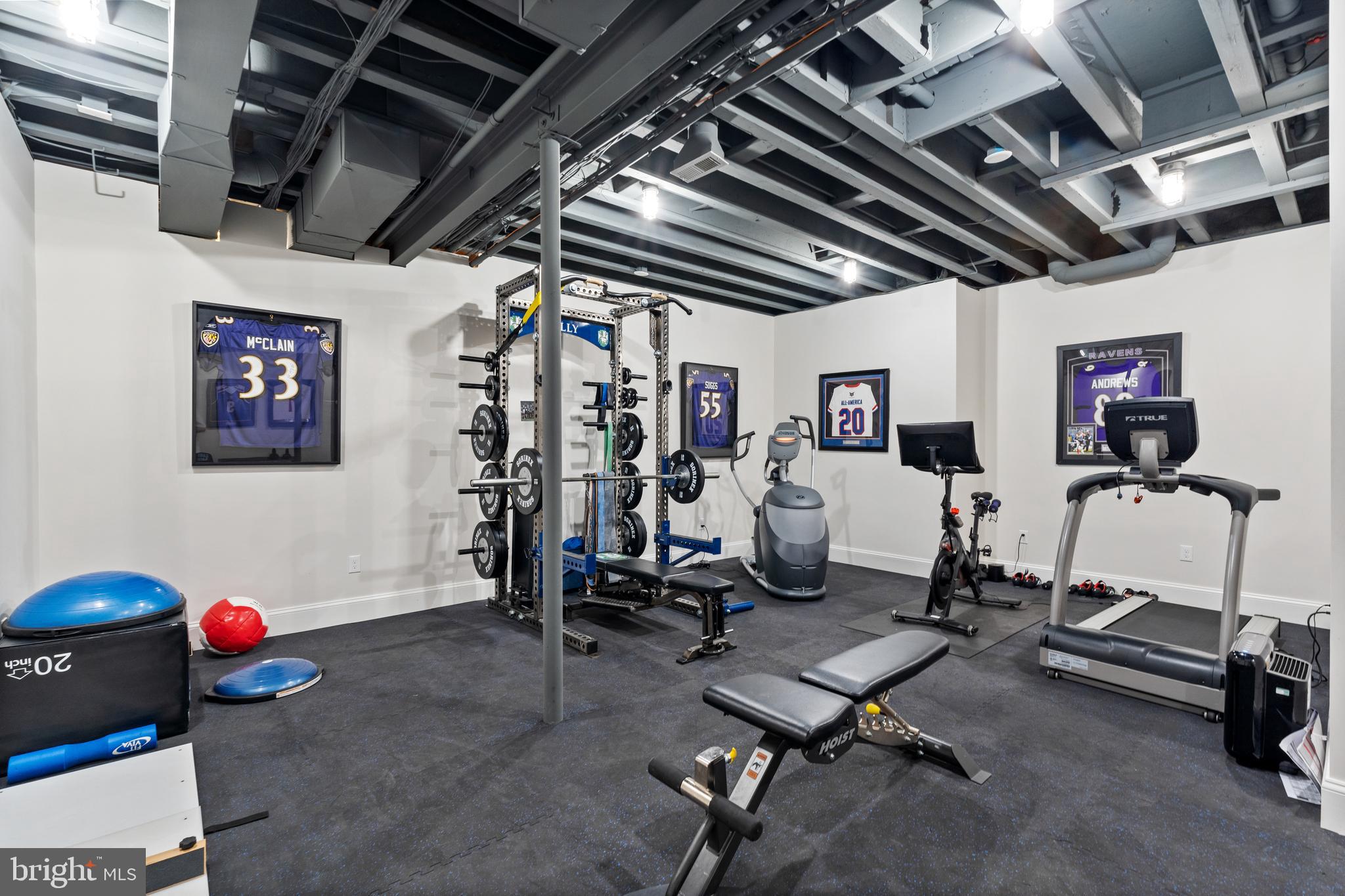 NICHOLSONS MANOR - Residential