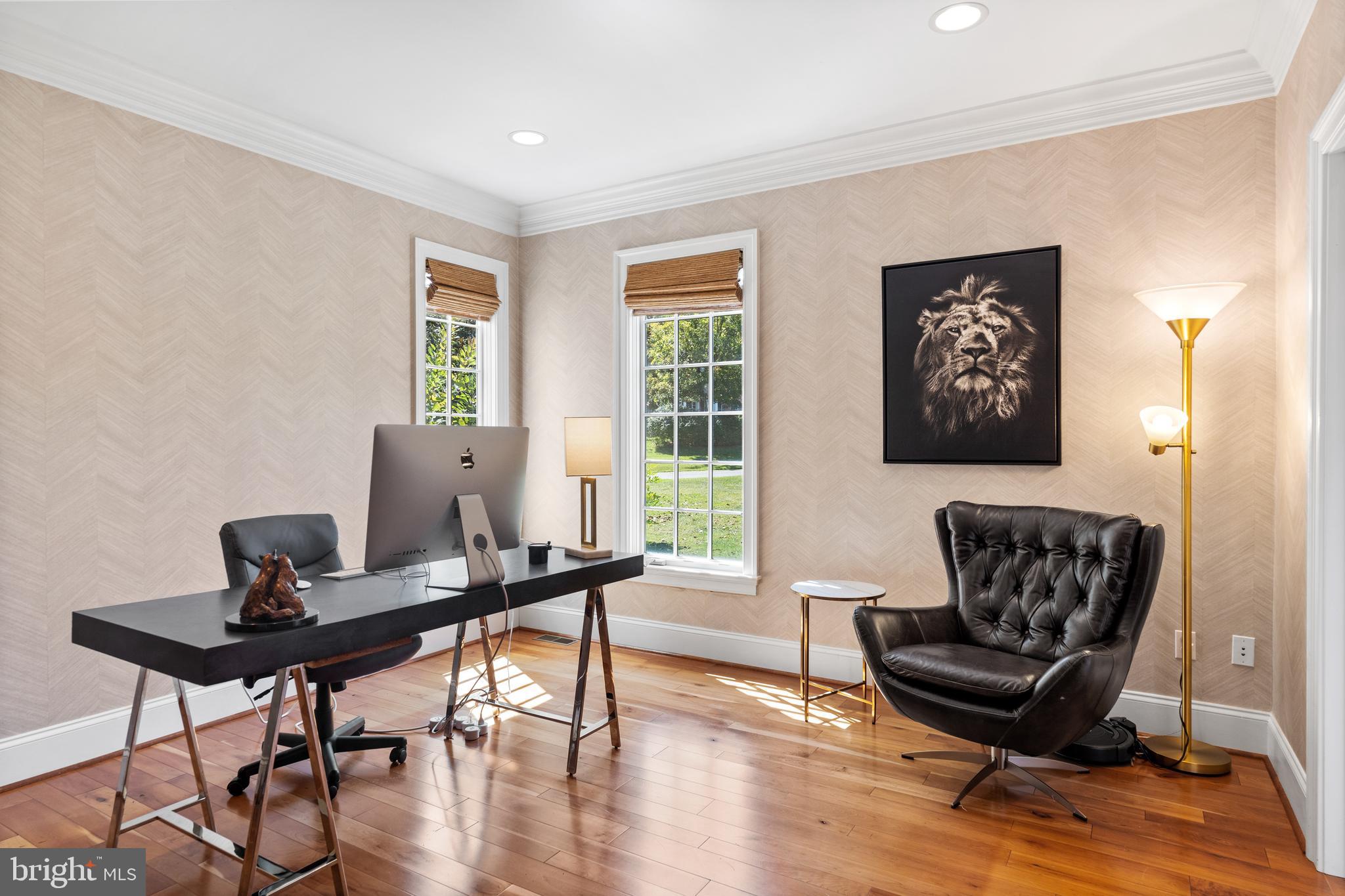 NICHOLSONS MANOR - Residential