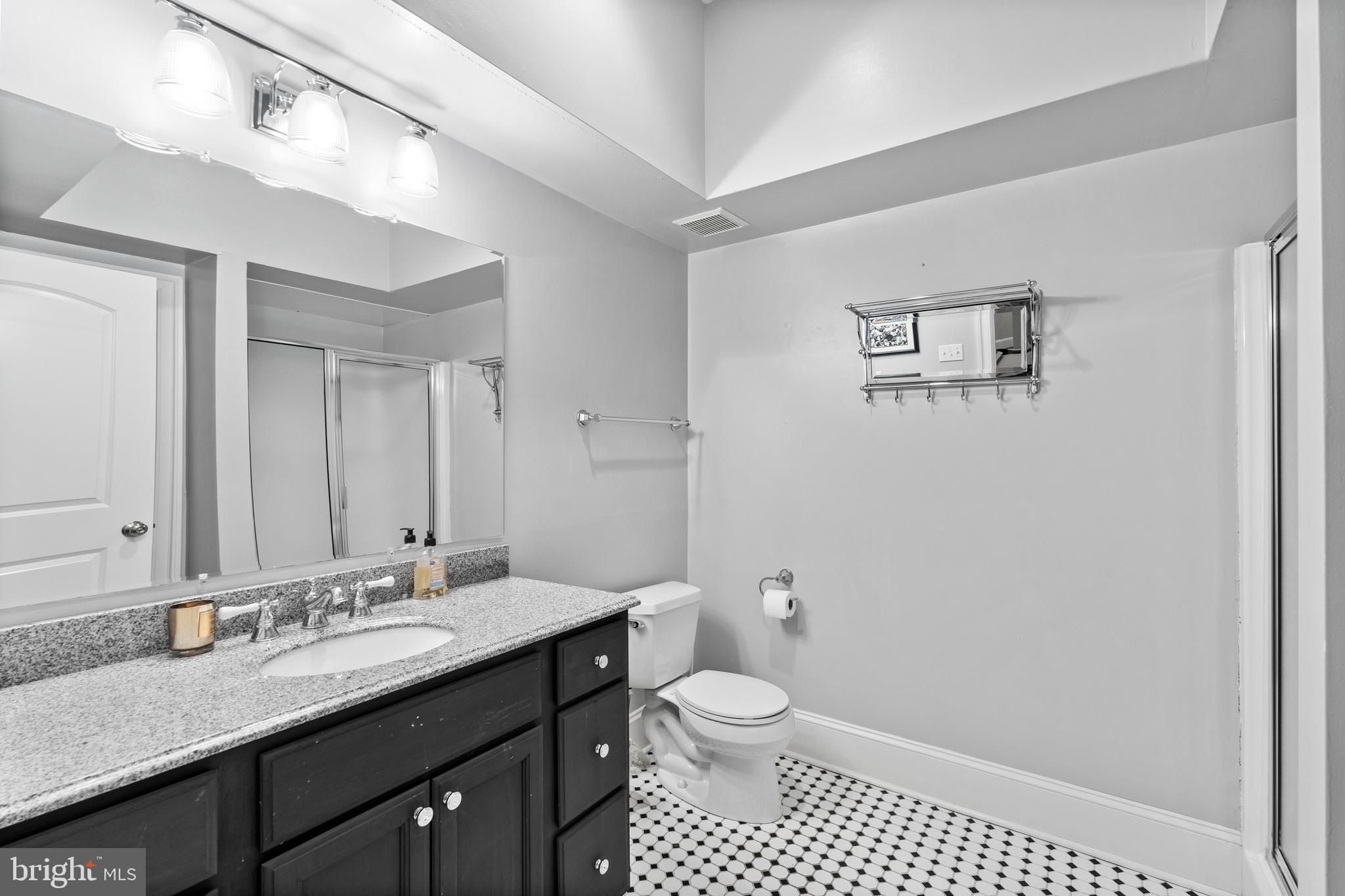 NICHOLSONS MANOR - Residential