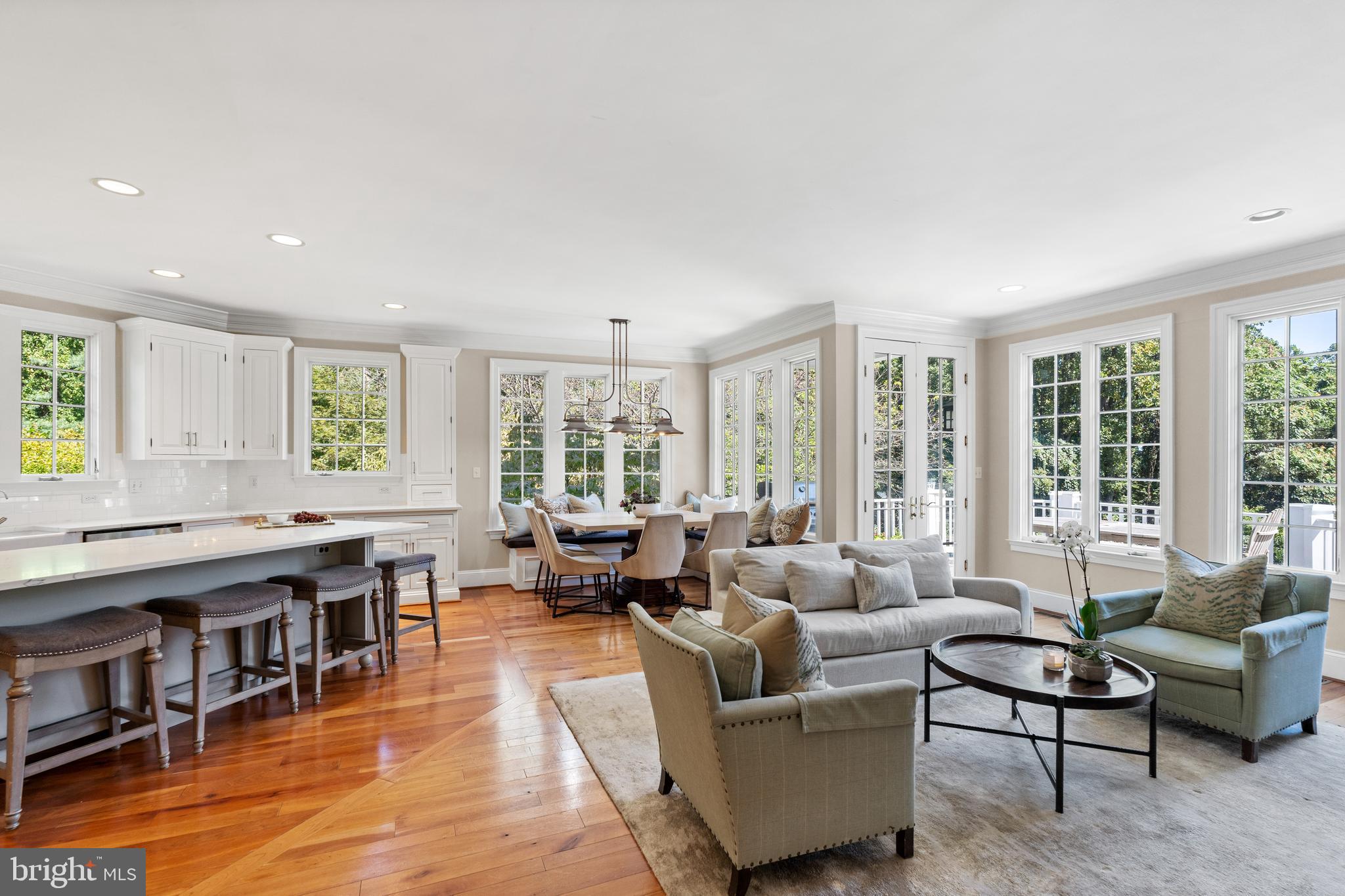 NICHOLSONS MANOR - Residential