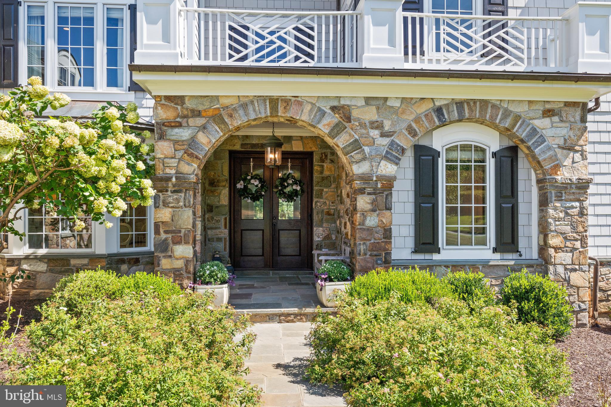 NICHOLSONS MANOR - Residential