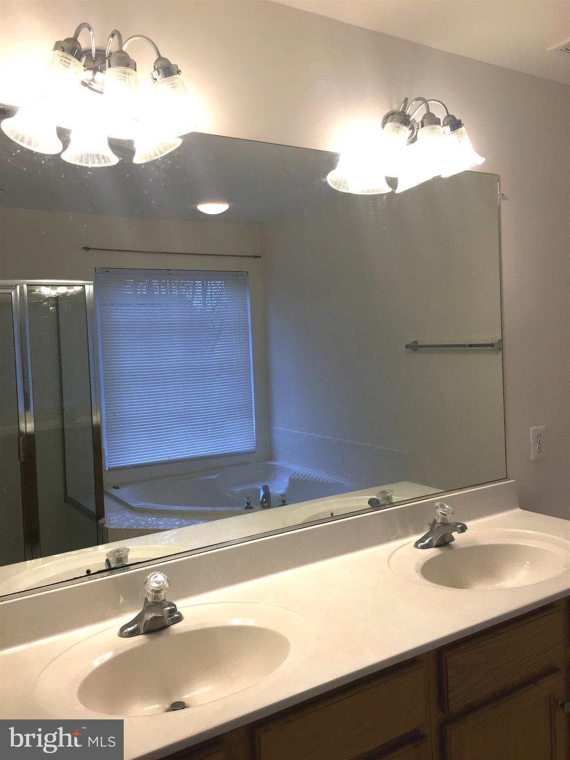 GROVE AT HUNTLEY MEADOWS - Residential Lease