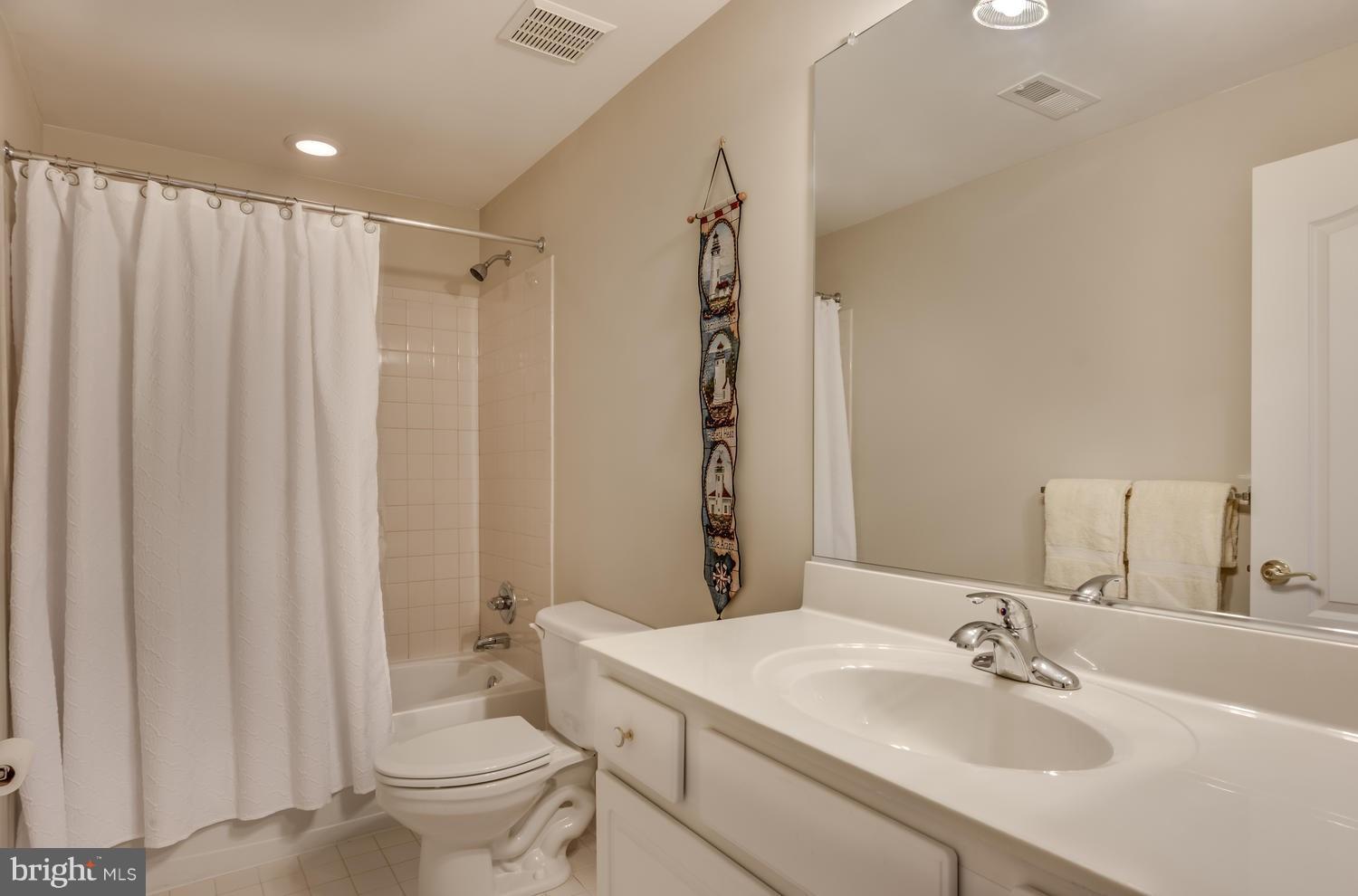 SYMPHONY VILLAGE AT CENTREVILLE - Residential