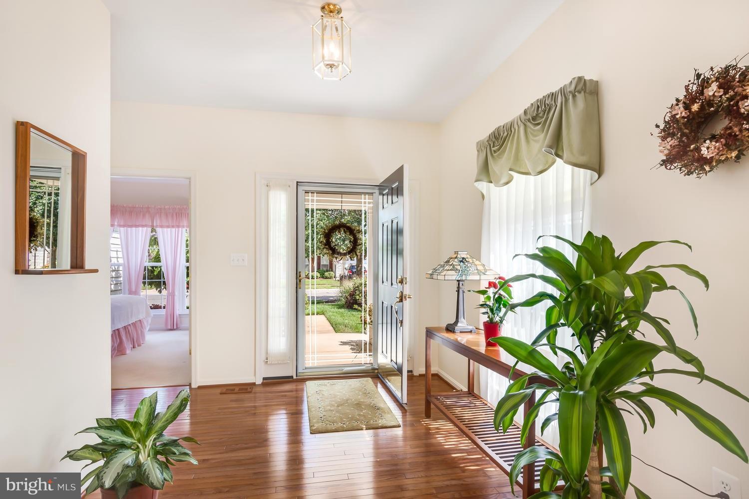 SYMPHONY VILLAGE AT CENTREVILLE - Residential