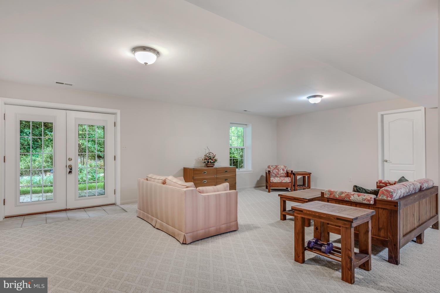 SYMPHONY VILLAGE AT CENTREVILLE - Residential