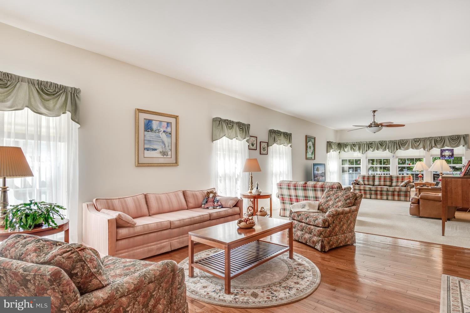 SYMPHONY VILLAGE AT CENTREVILLE - Residential