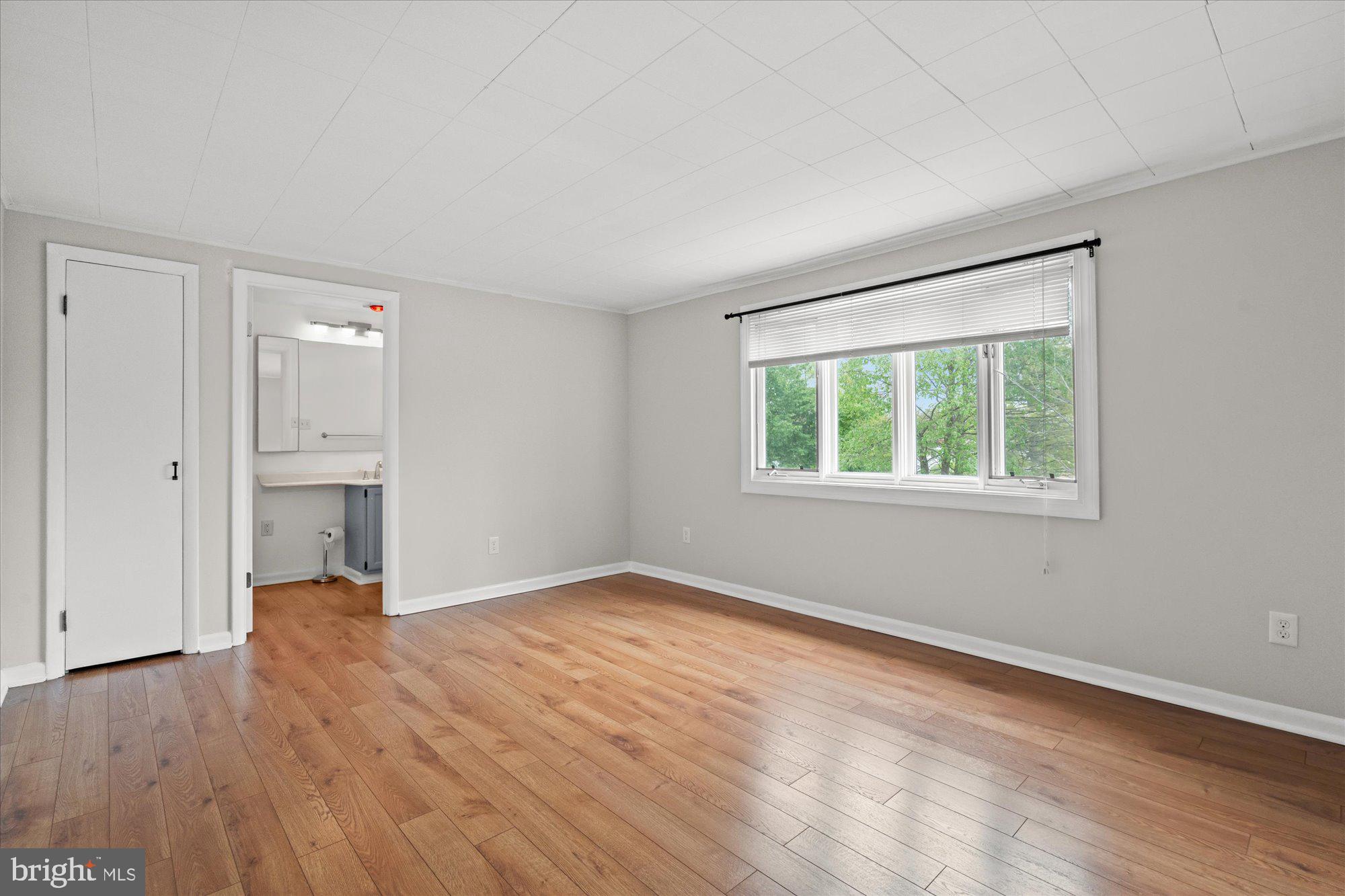 ROSE HILL FARMS - Residential