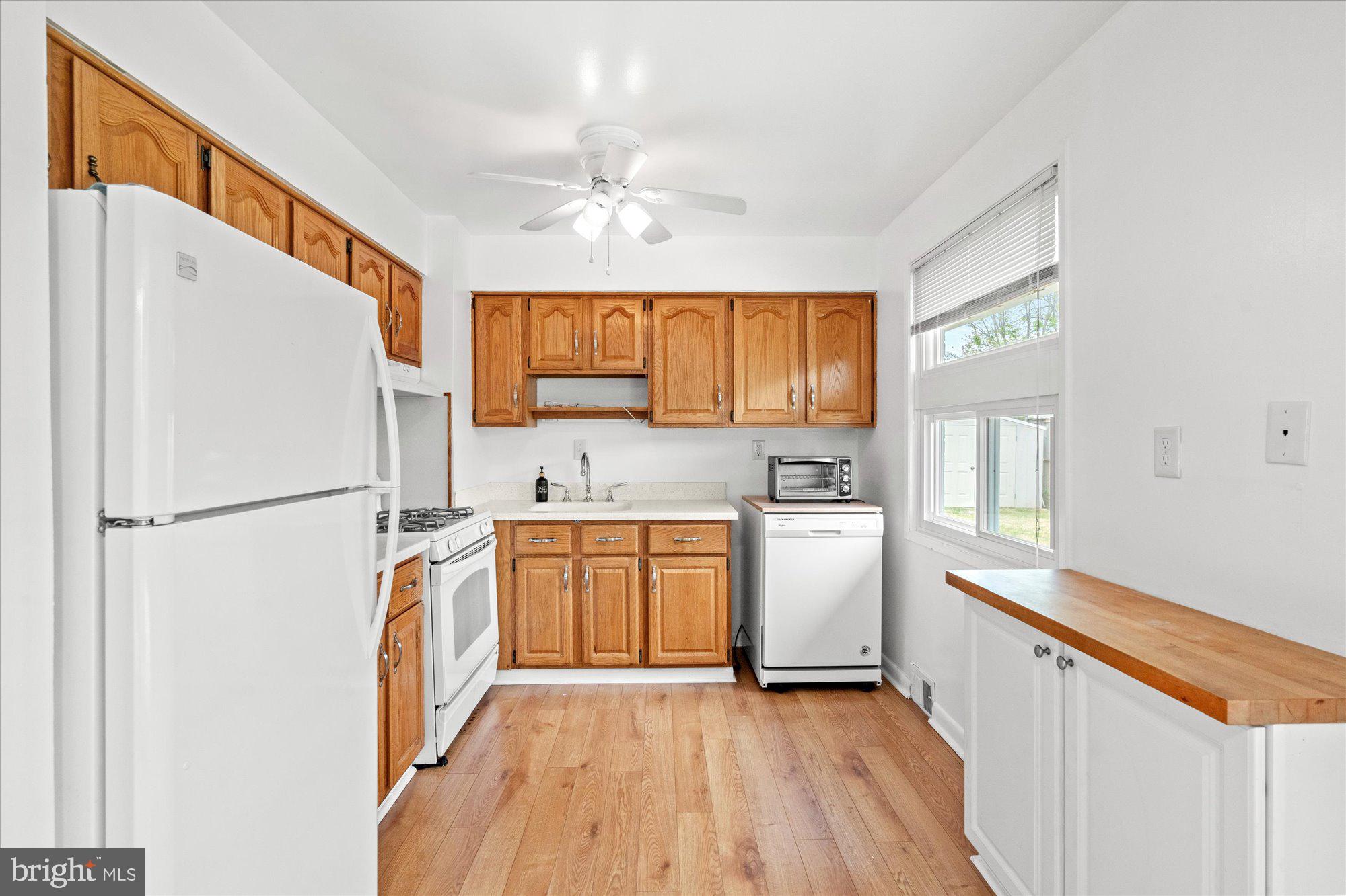 ROSE HILL FARMS - Residential