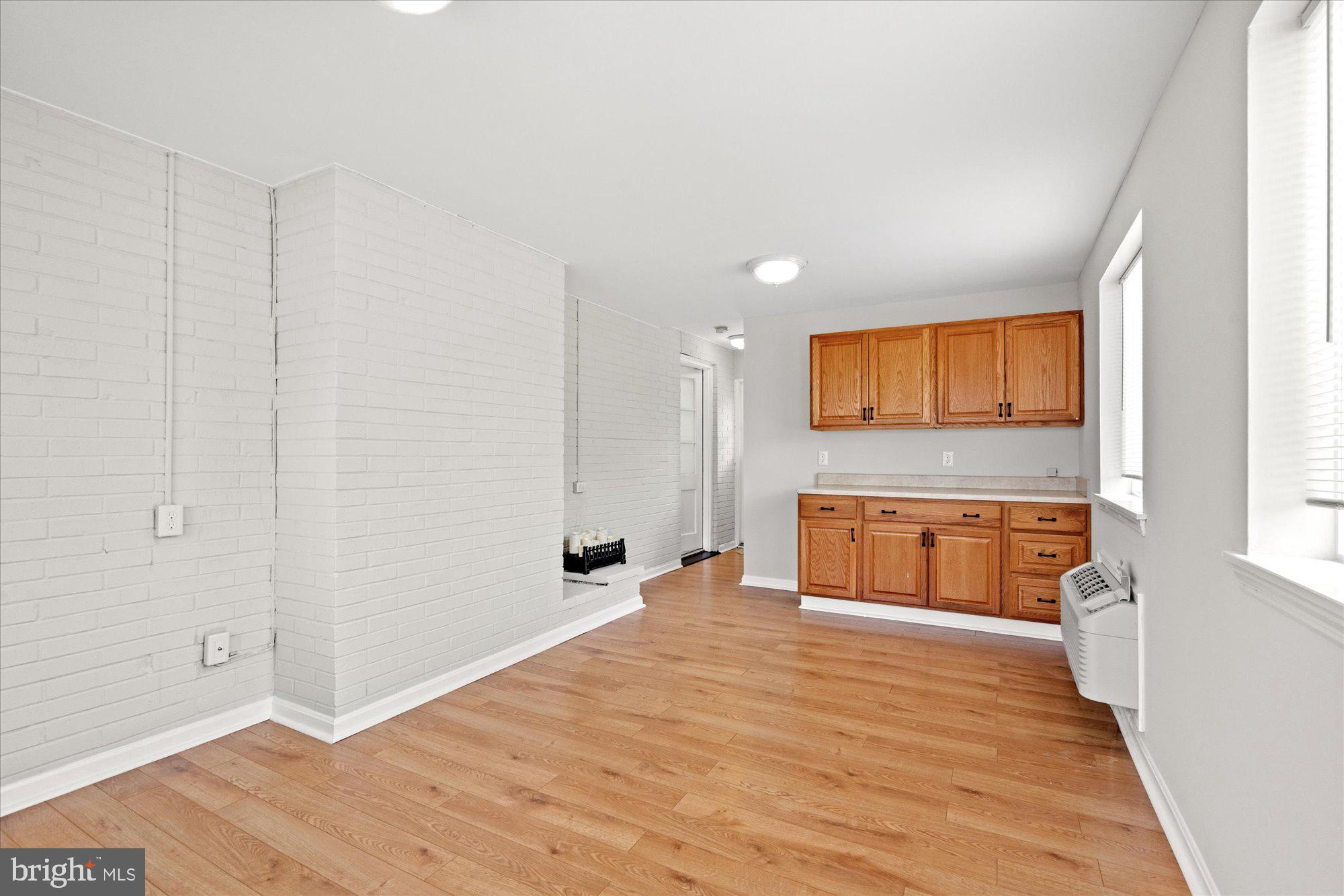 ROSE HILL FARMS - Residential