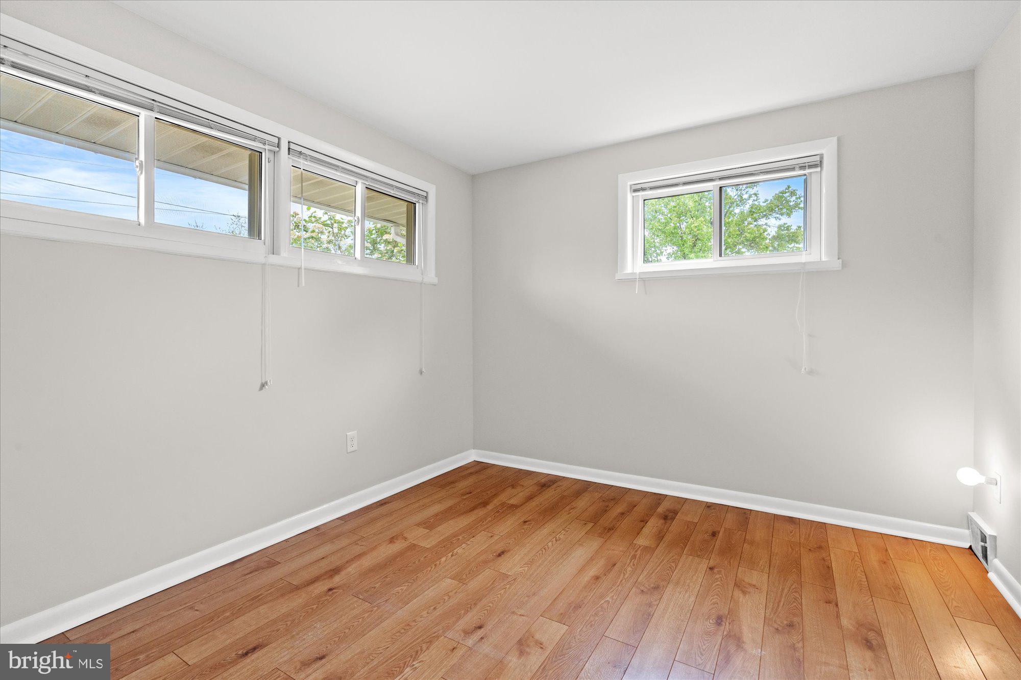 ROSE HILL FARMS - Residential