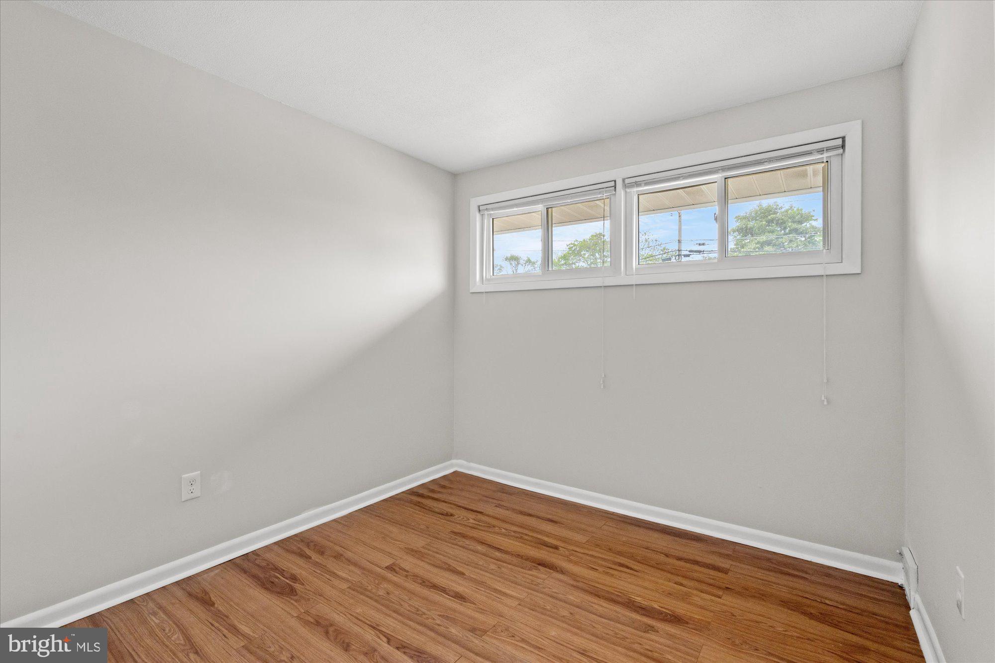 ROSE HILL FARMS - Residential