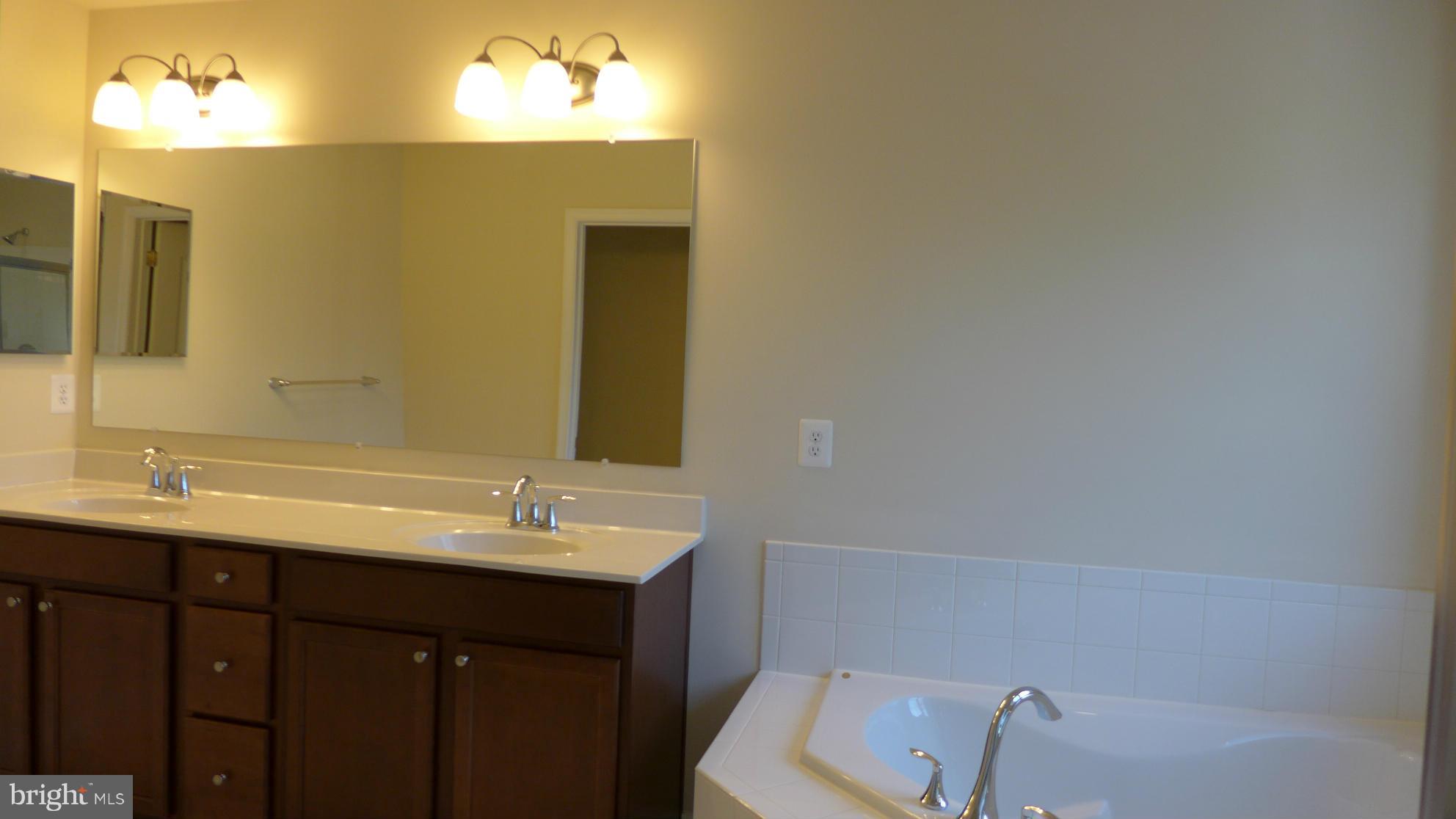 BEECH TREE NORTH VILLAGE - Residential Lease