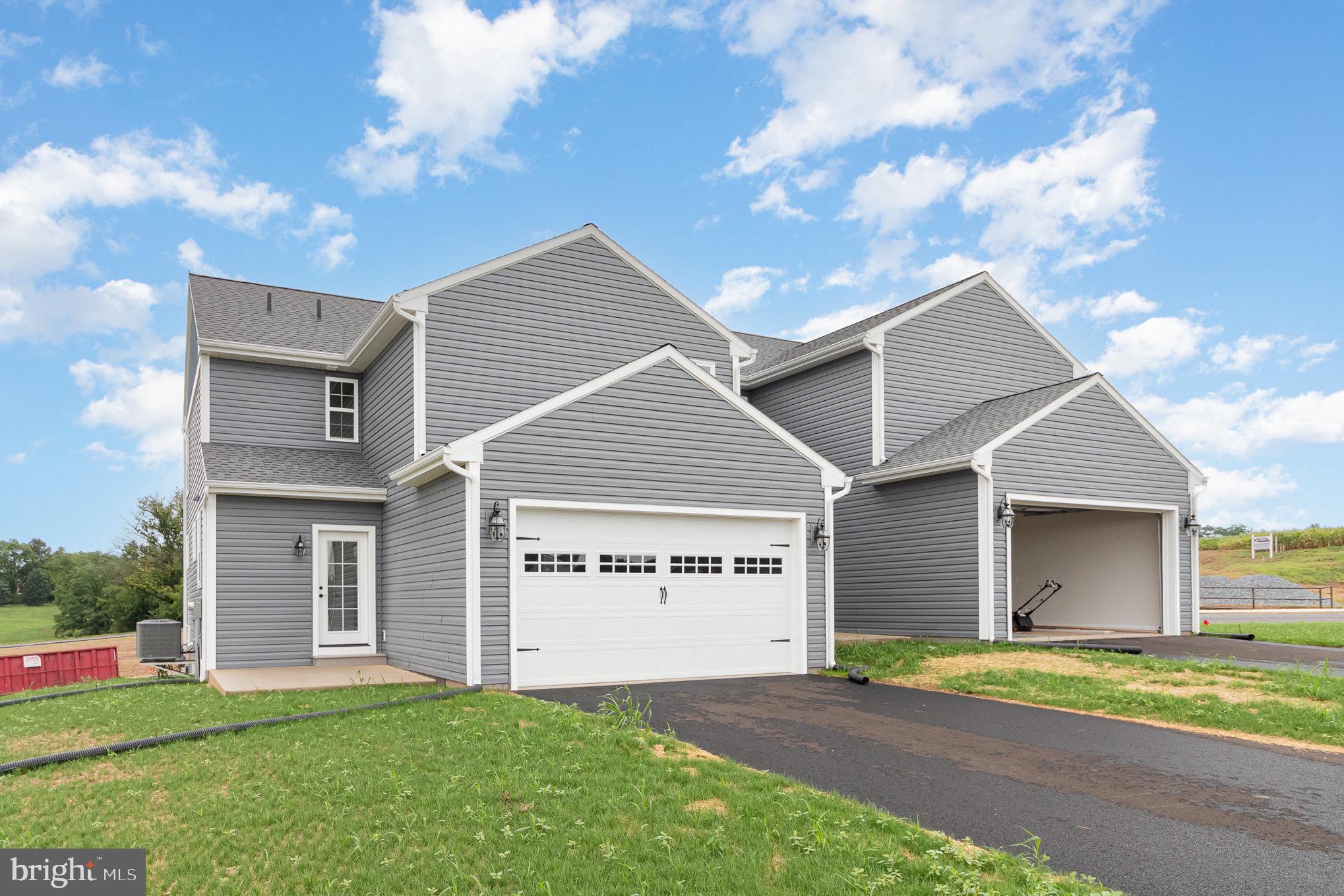 218 RINGNECK CIRCLE