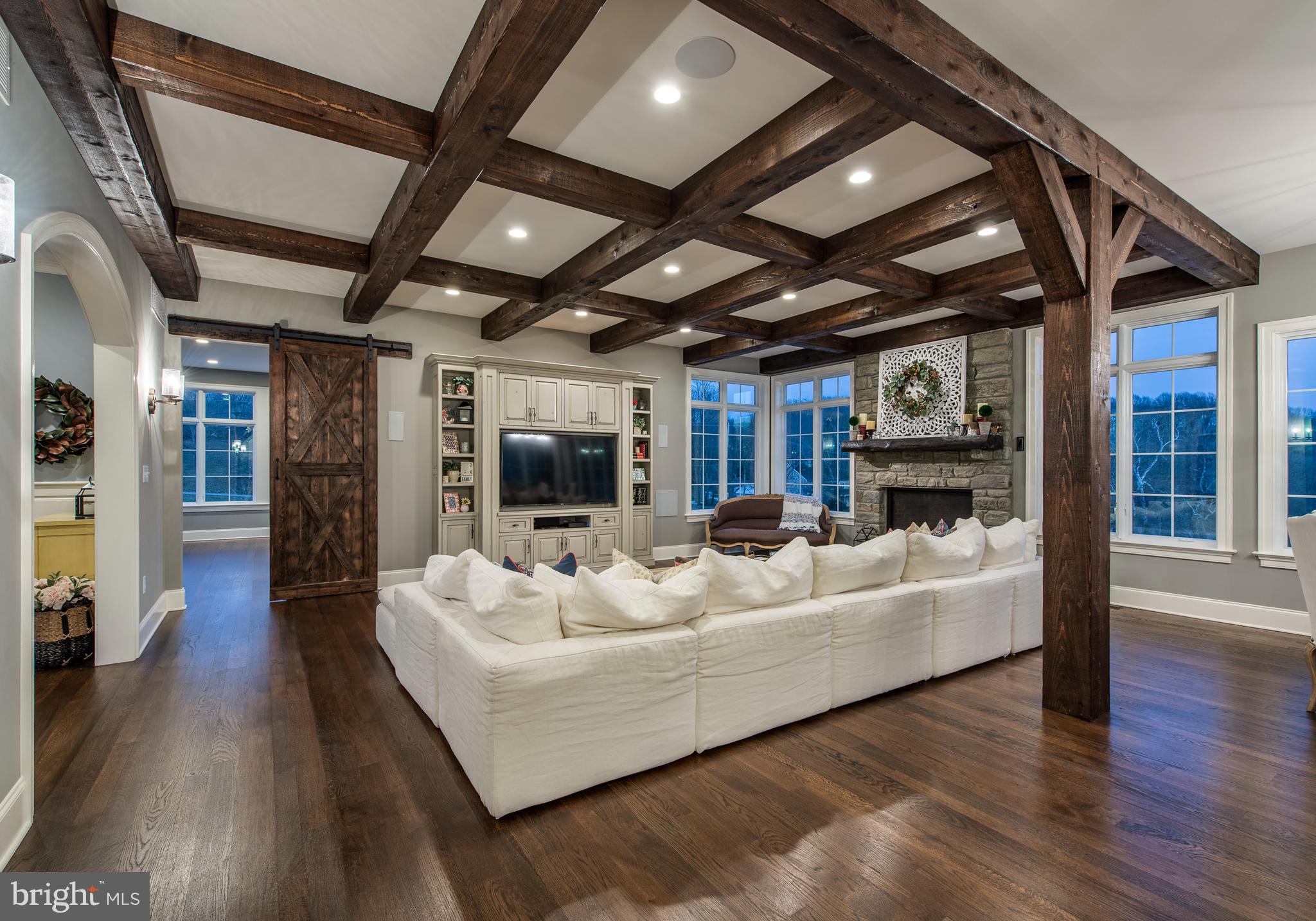 ESTATES AT HOWELL RIDGE - Residential