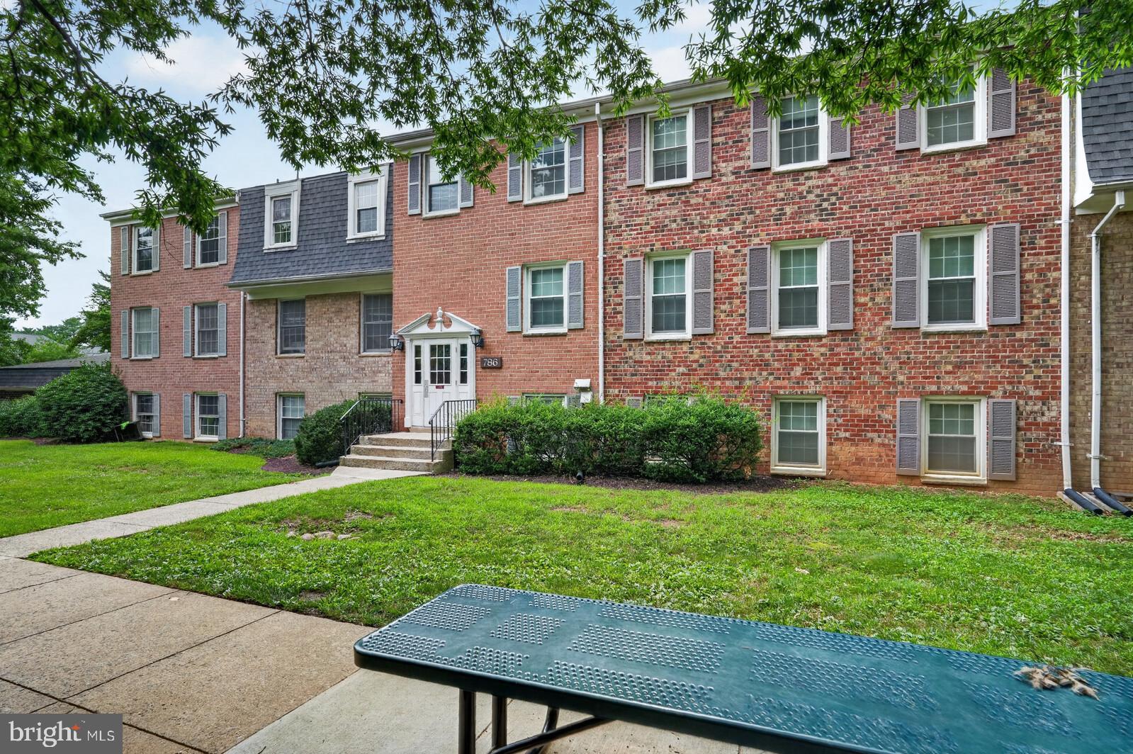 786 QUINCE ORCHARD BOULEVARD 786-20
