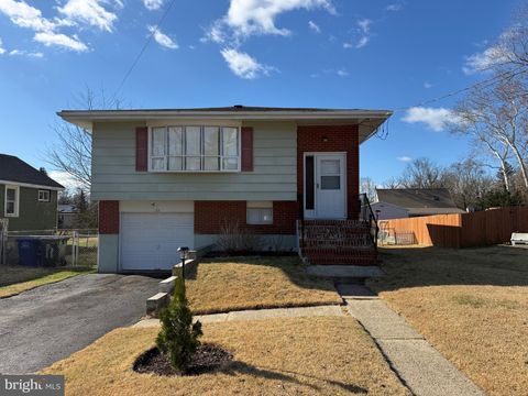 Homes For Sale - 11 Grand Ave Ave<br/> TRENTON, NJ 08620