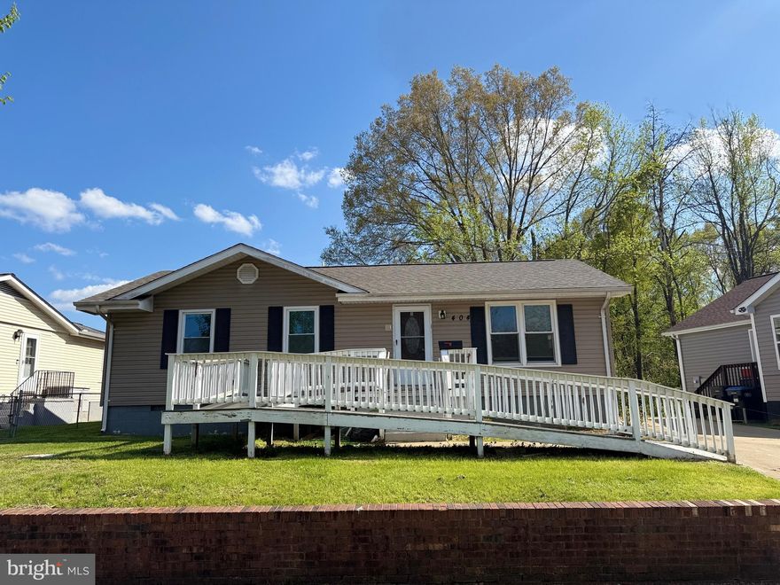 This is an excellent opportunity to acquire a charming rambler full of potential, ready for your creative vision to turn it into your dream home. You have a reliable base for renovations with a recently replaced roof and a solid foundation.

Imagine spacious living areas and customizable bedrooms designed to fit your lifestyle. Whether for personal use or as an investment, the possibilities are endless. The property is being sold AS IS, allowing you to make the changes you desire from the start. Don’t miss the chance to create a space that reflects your style!