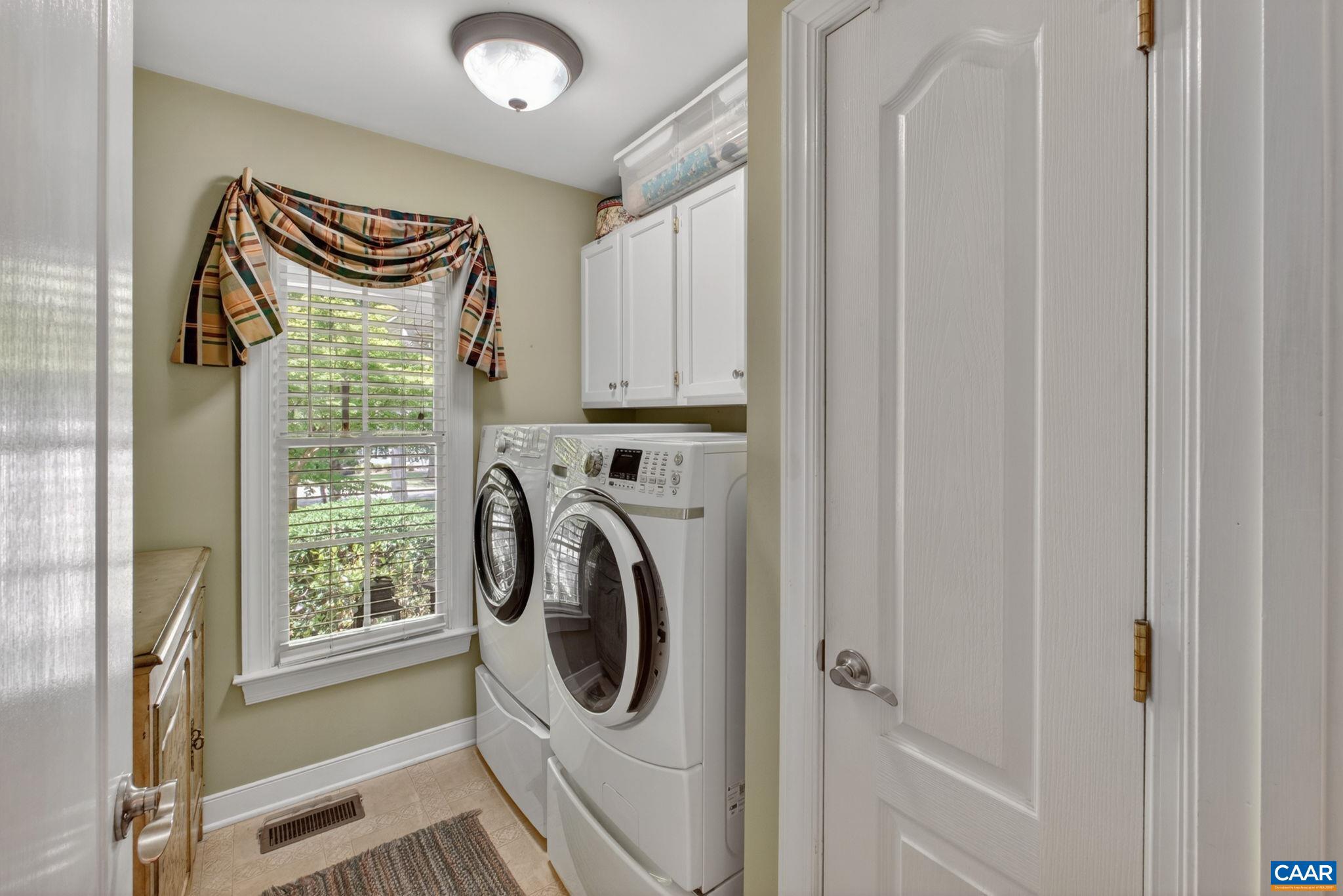 LAKE MONTICELLO - Residential