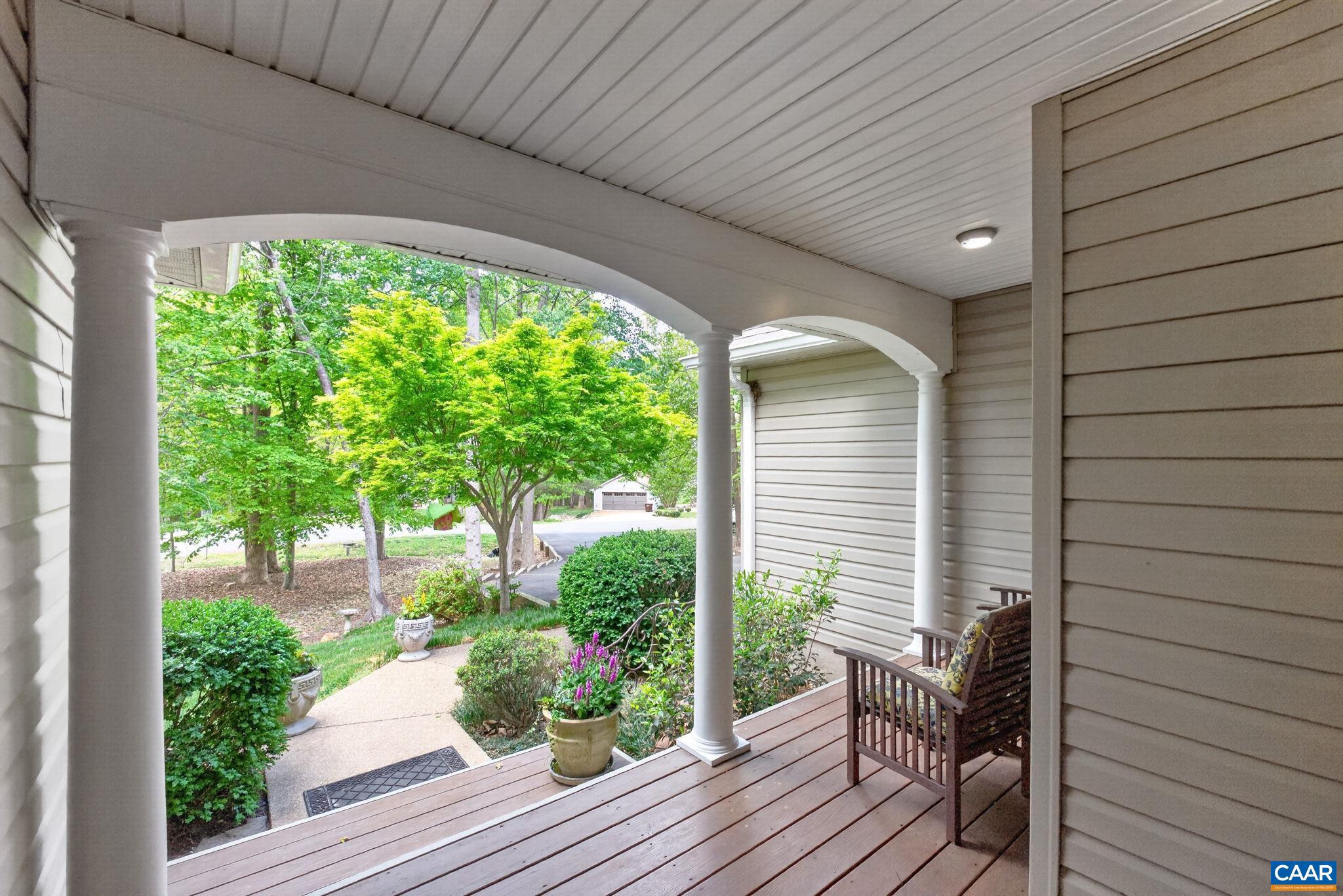 LAKE MONTICELLO - Residential