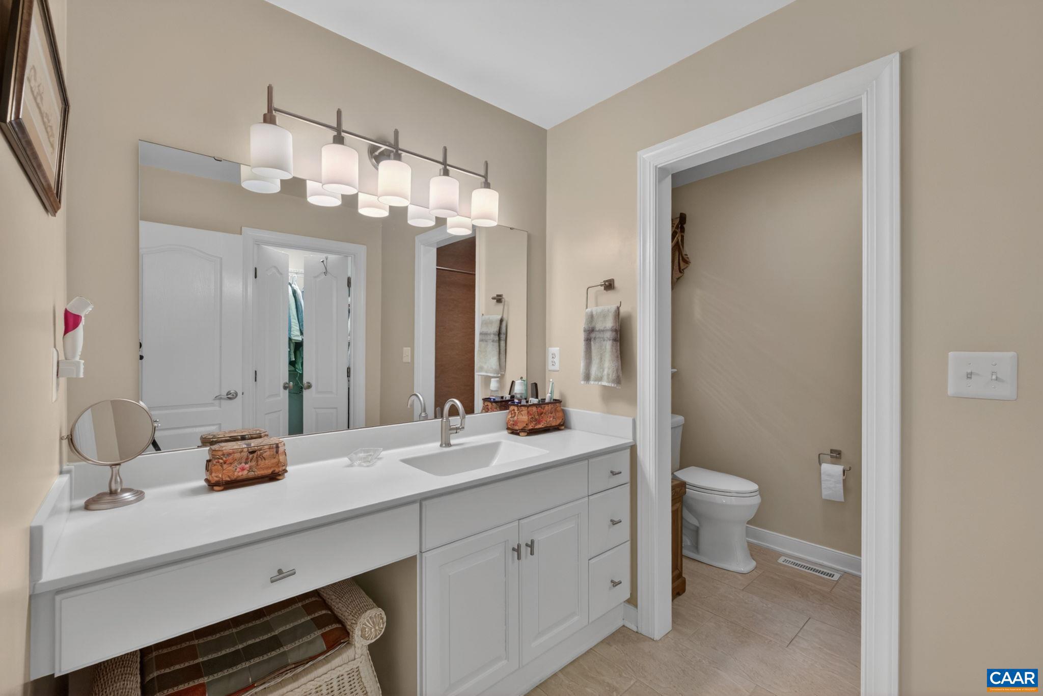 LAKE MONTICELLO - Residential