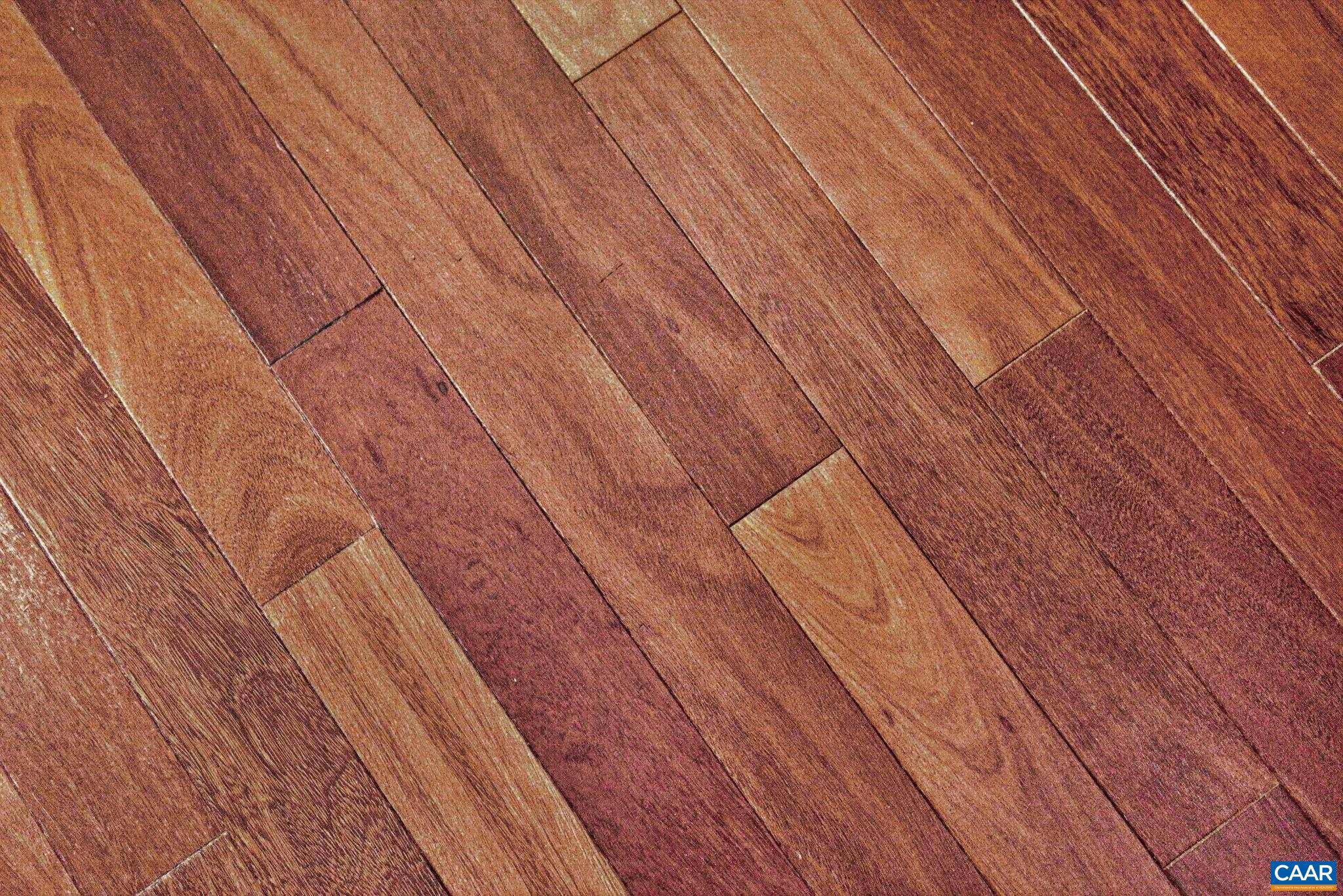 LAKE MONTICELLO - Residential