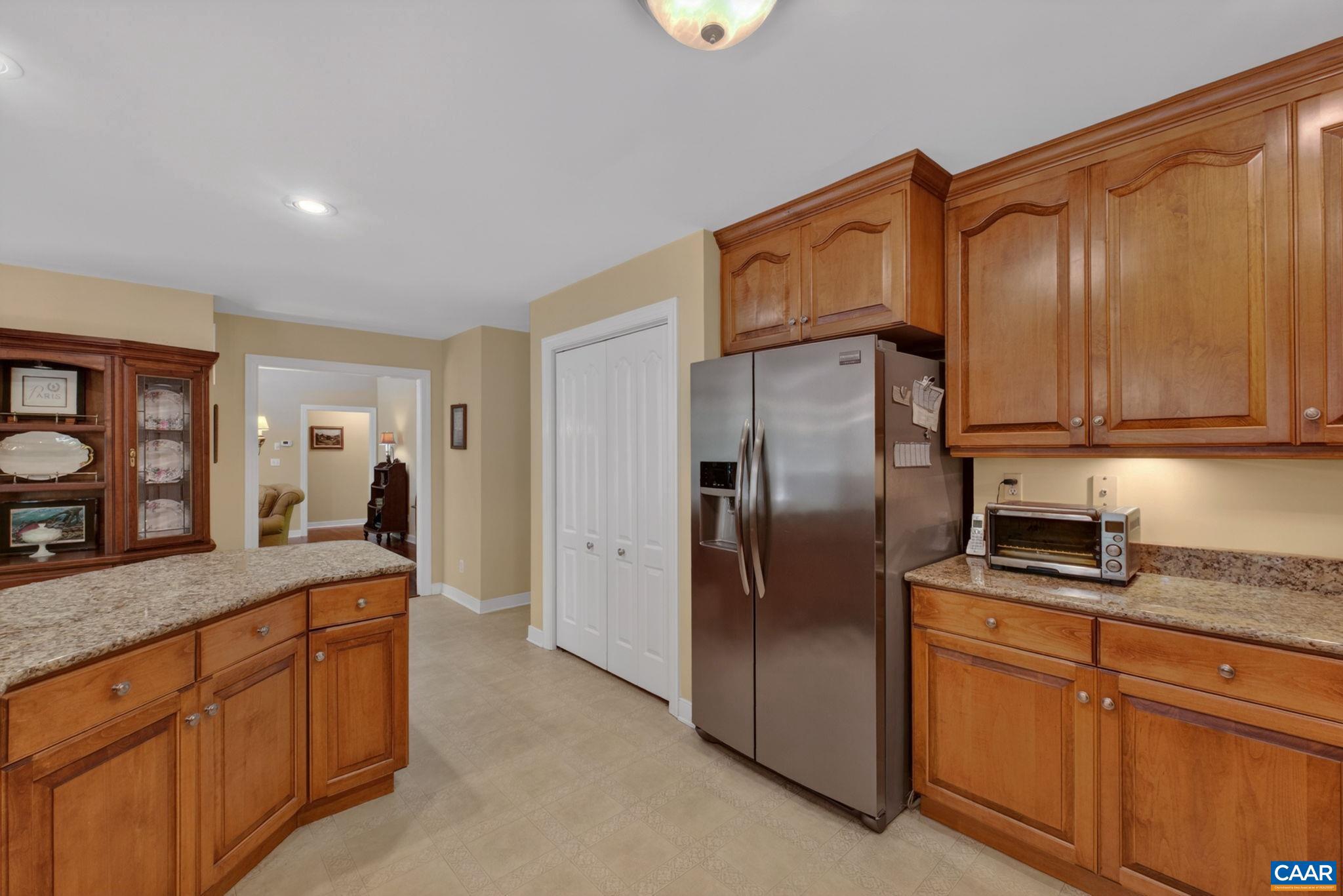 LAKE MONTICELLO - Residential