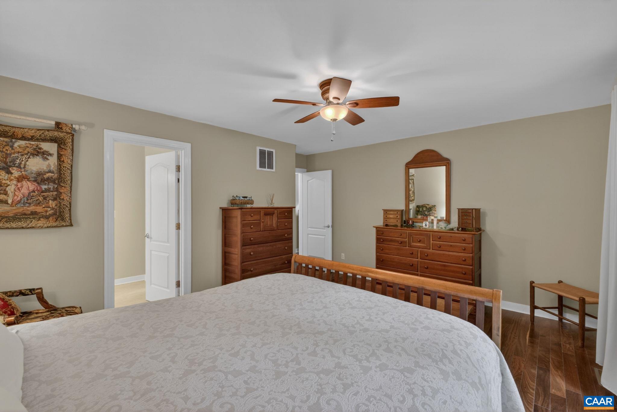 LAKE MONTICELLO - Residential