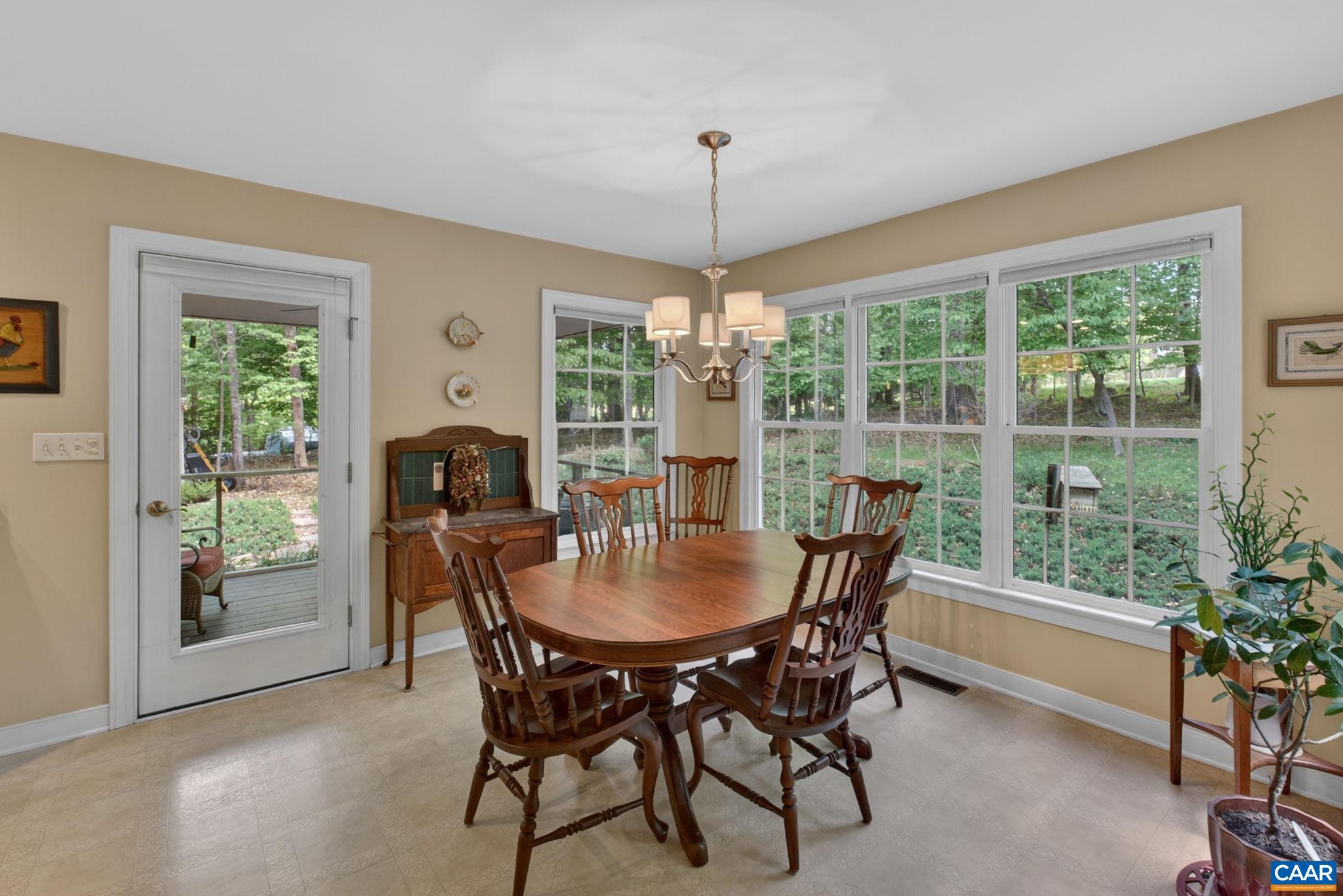 LAKE MONTICELLO - Residential