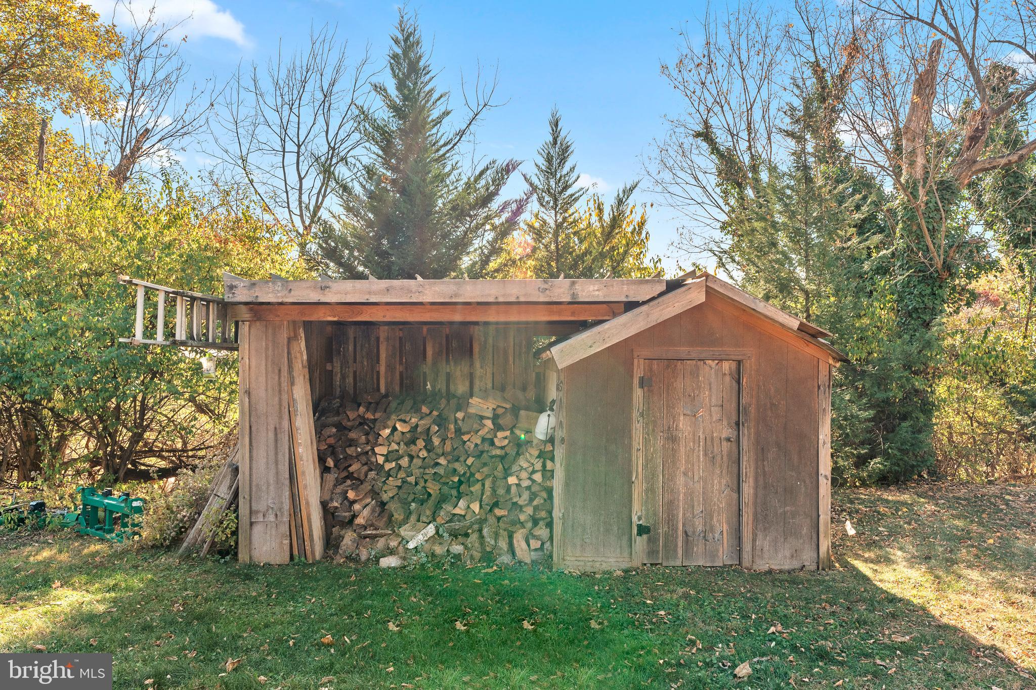 NORTH HILLS - Residential