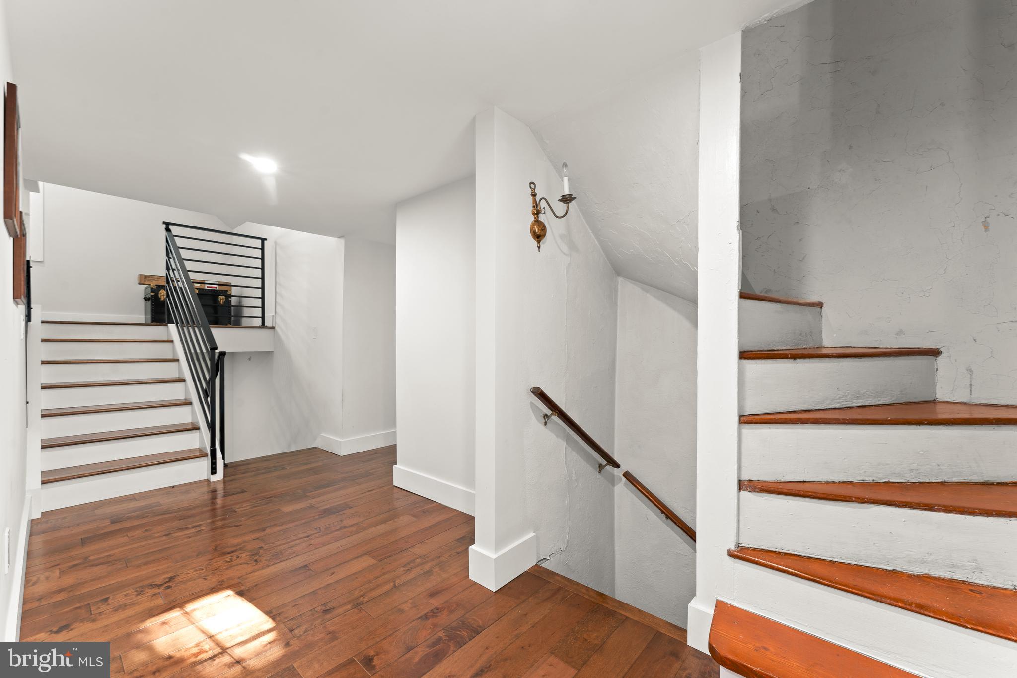 NORTH HILLS - Residential