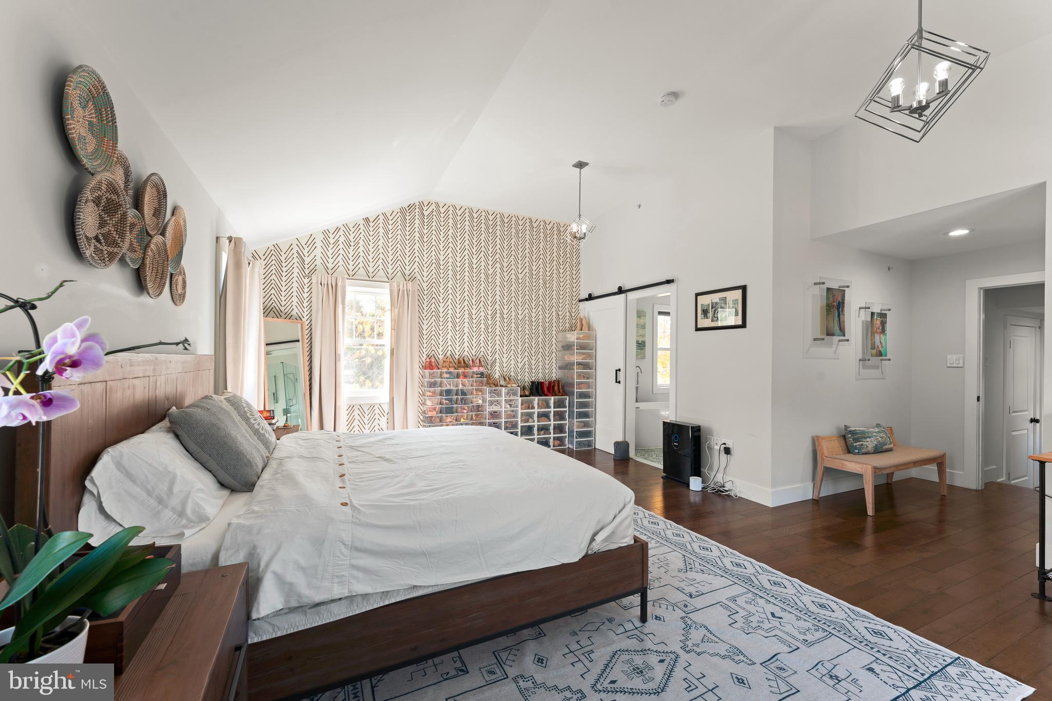 NORTH HILLS - Residential