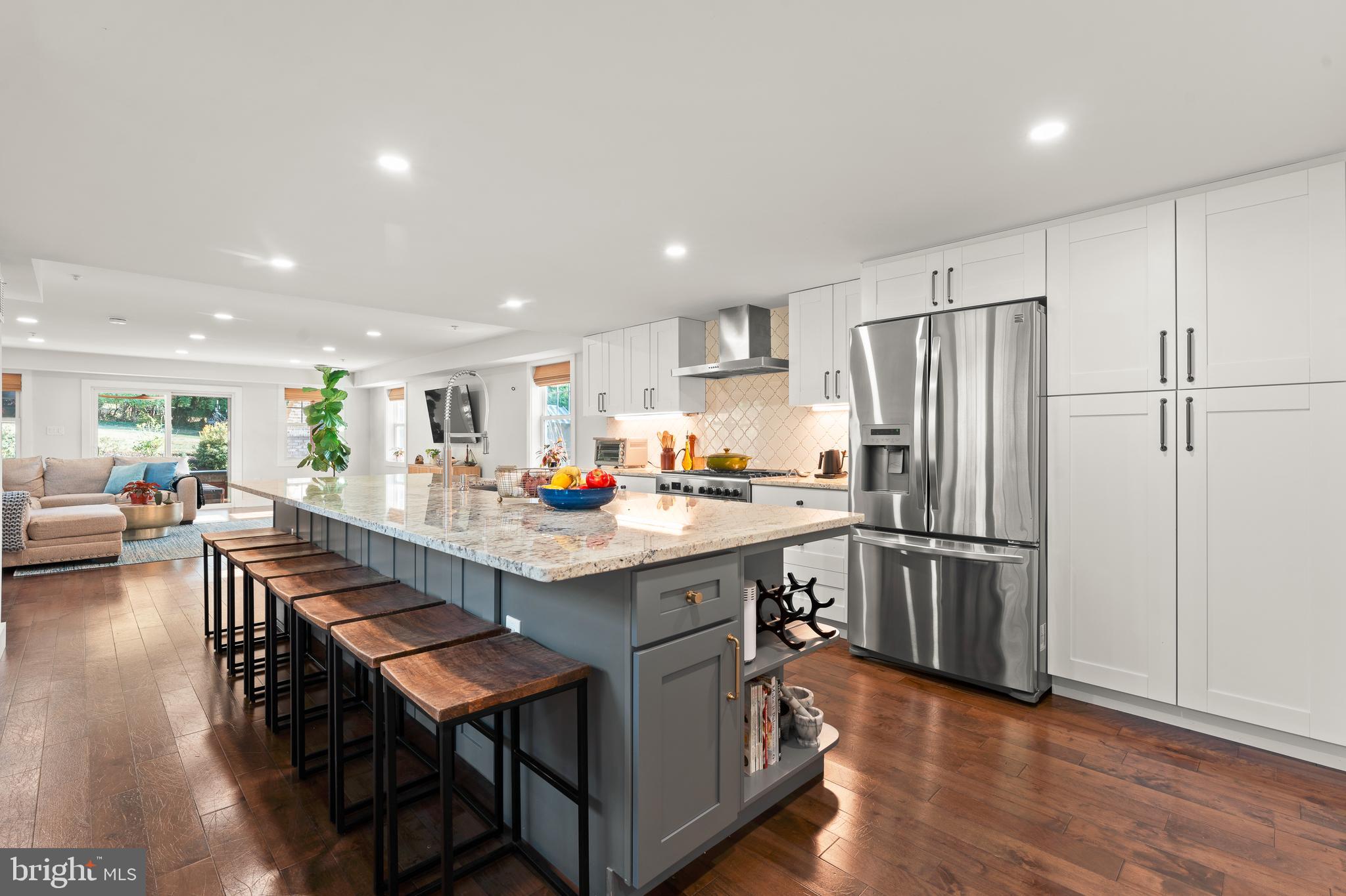 NORTH HILLS - Residential