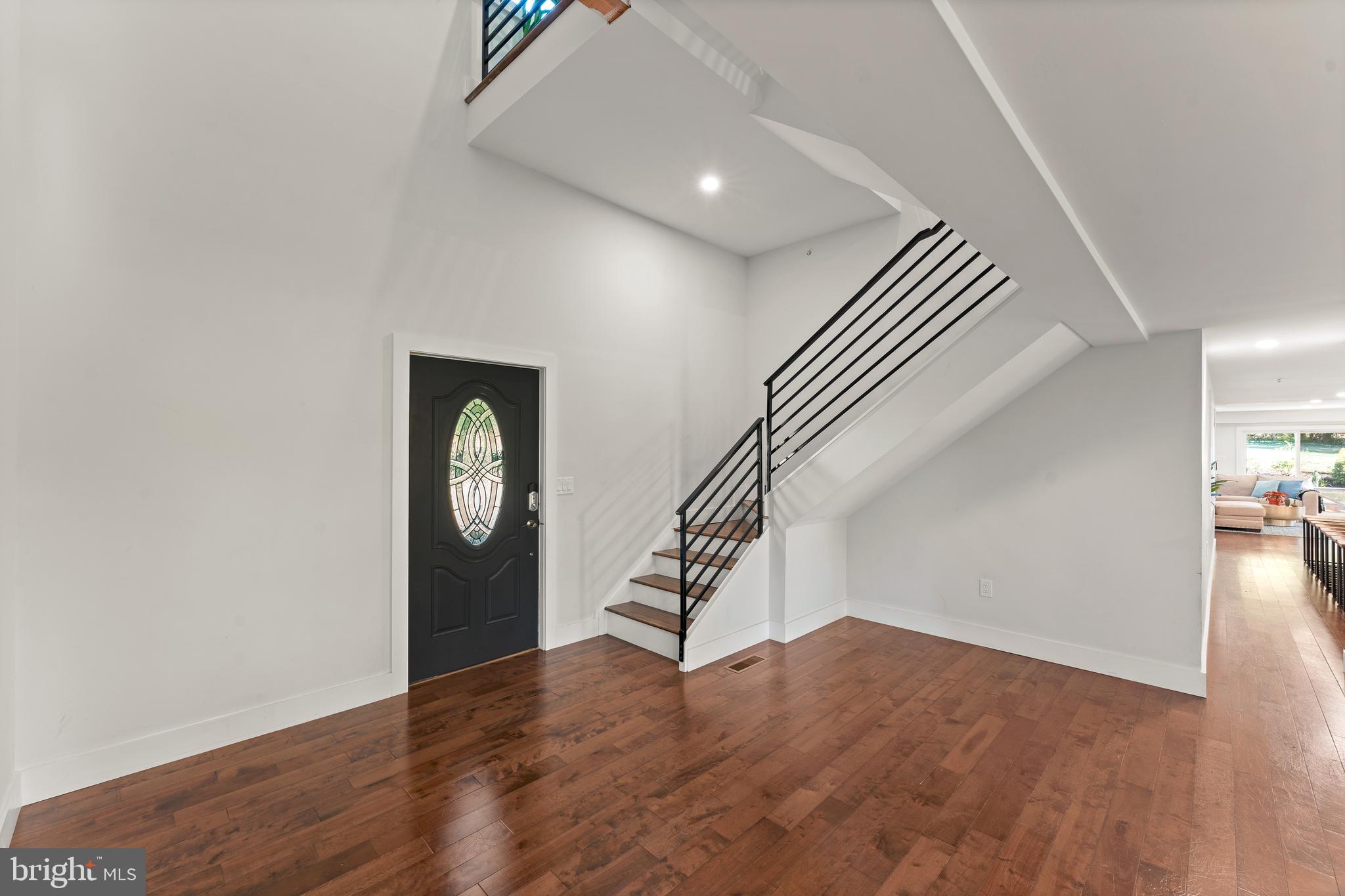 NORTH HILLS - Residential