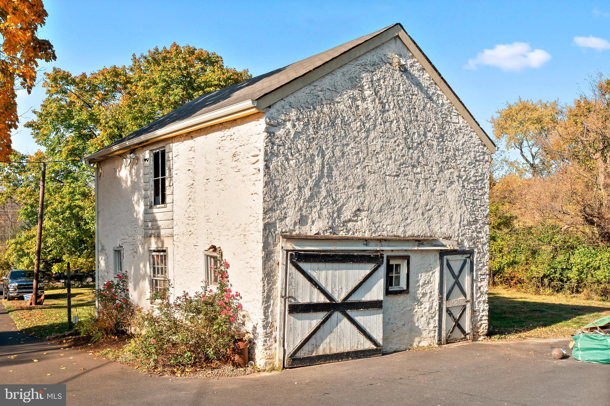 NORTH HILLS - Residential