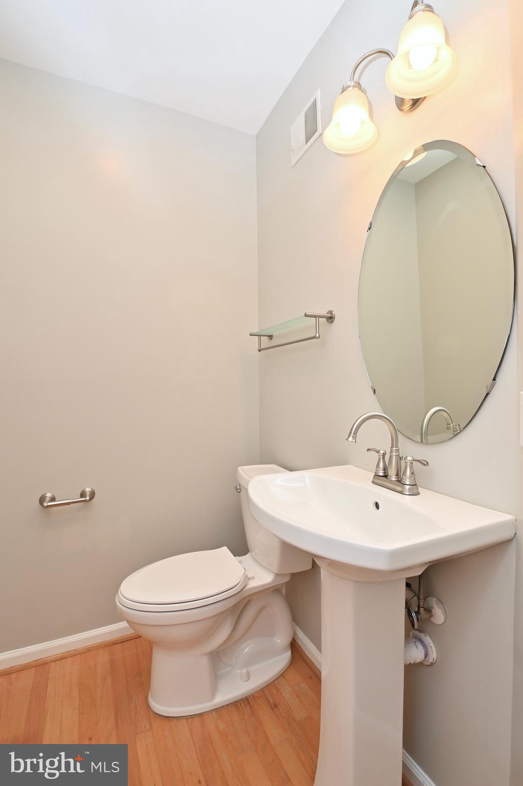 SUMMERS GROVE - Residential Lease