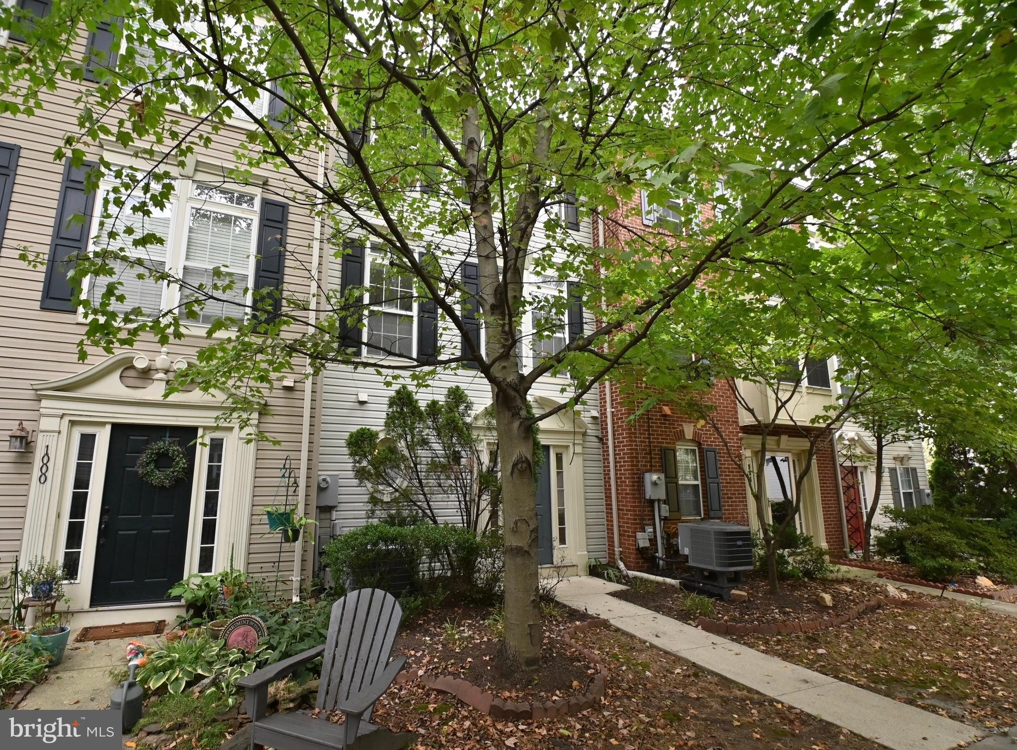 SUMMERS GROVE - Residential Lease