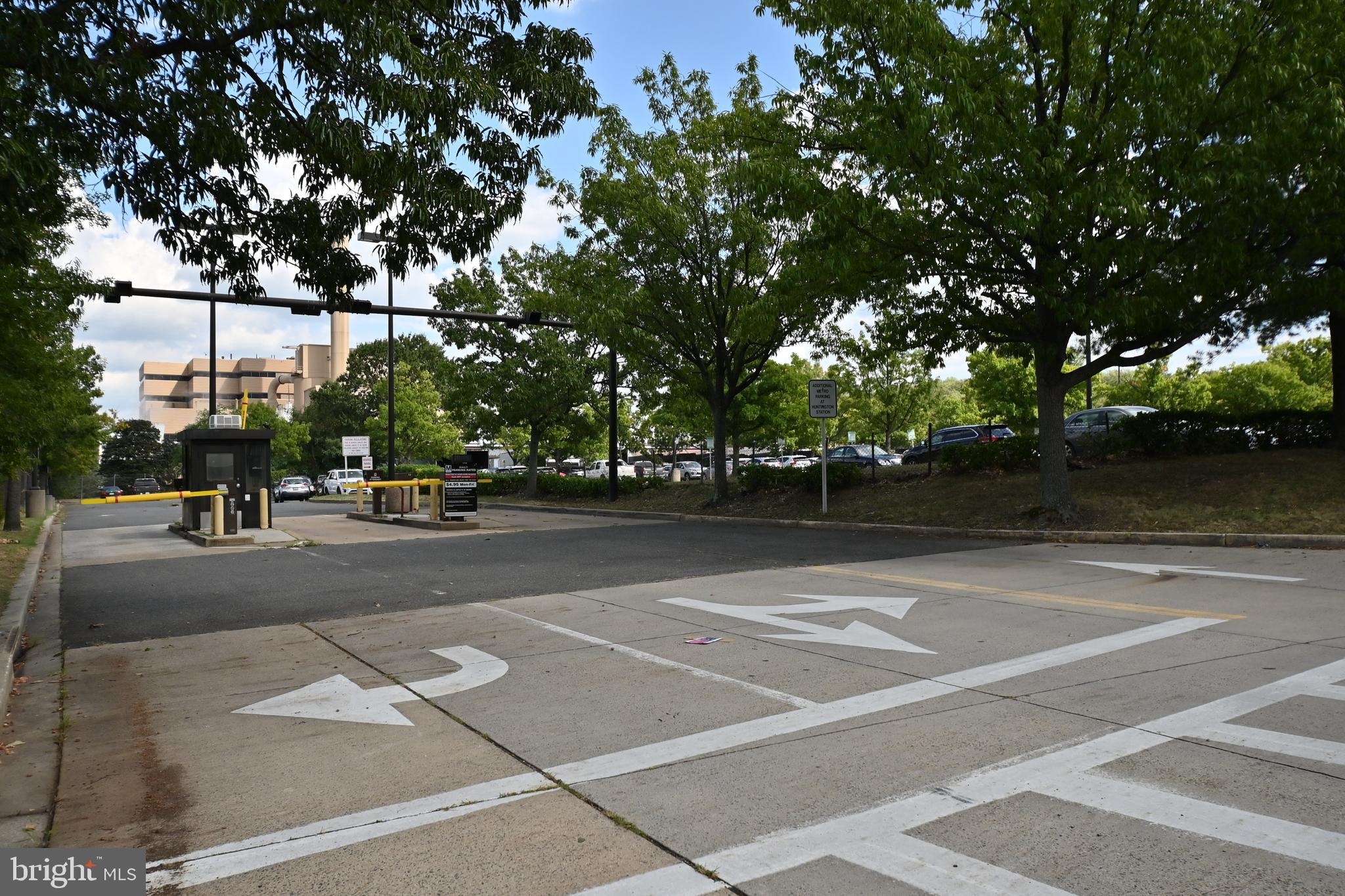 SUMMERS GROVE - Residential Lease