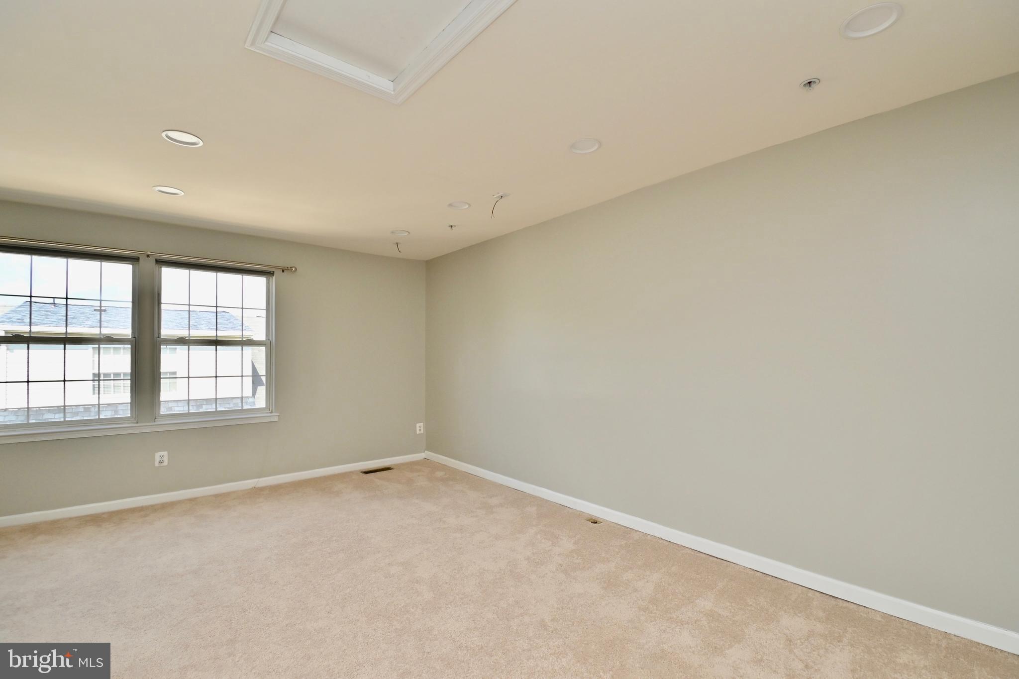 SUMMERS GROVE - Residential Lease