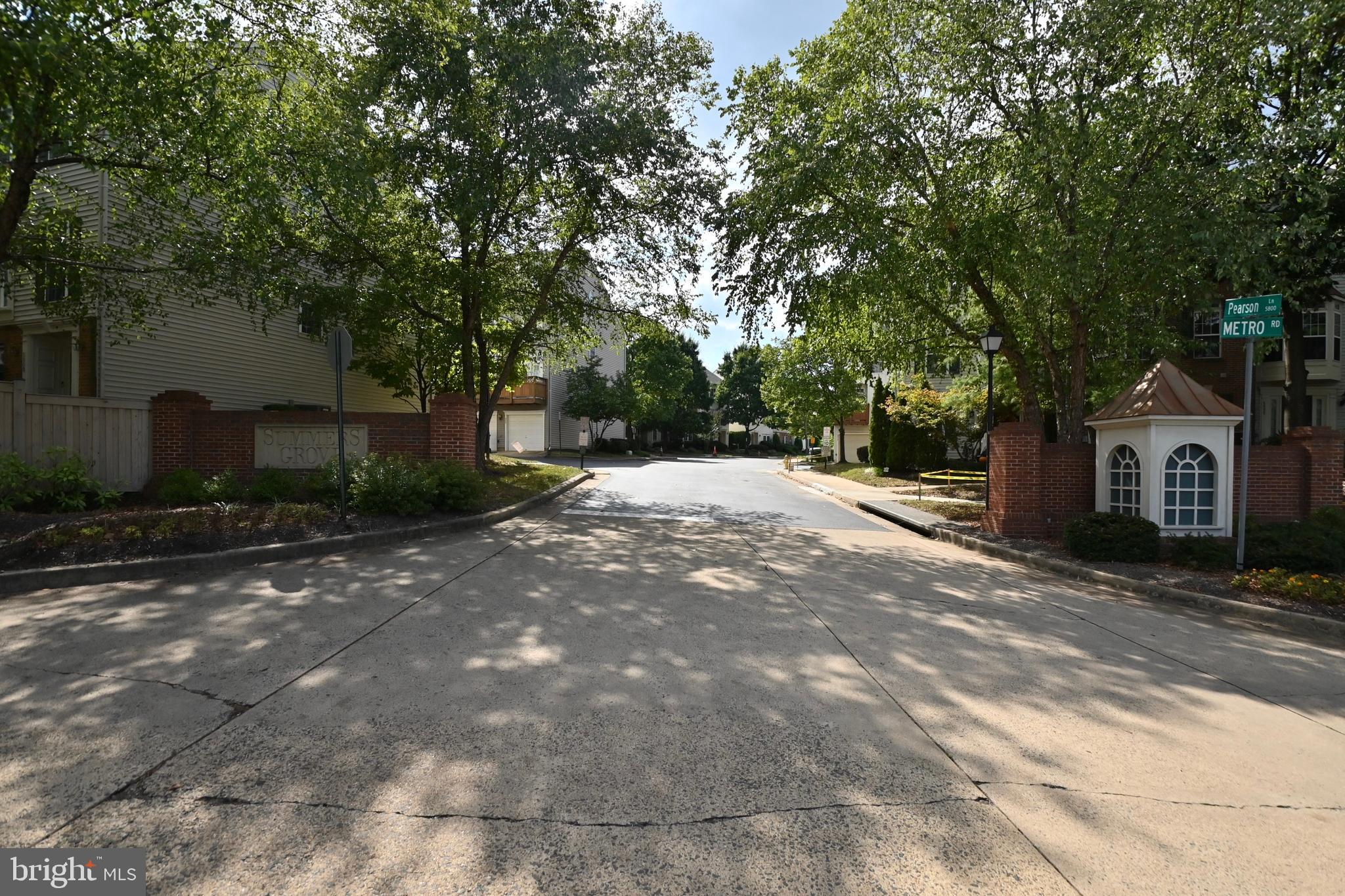 SUMMERS GROVE - Residential Lease