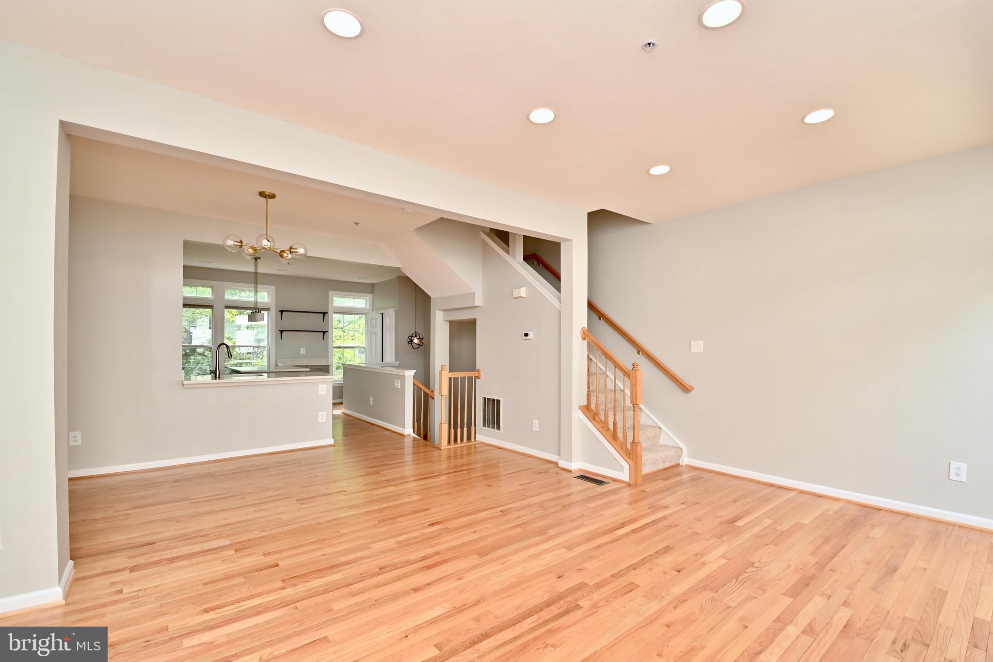 SUMMERS GROVE - Residential Lease