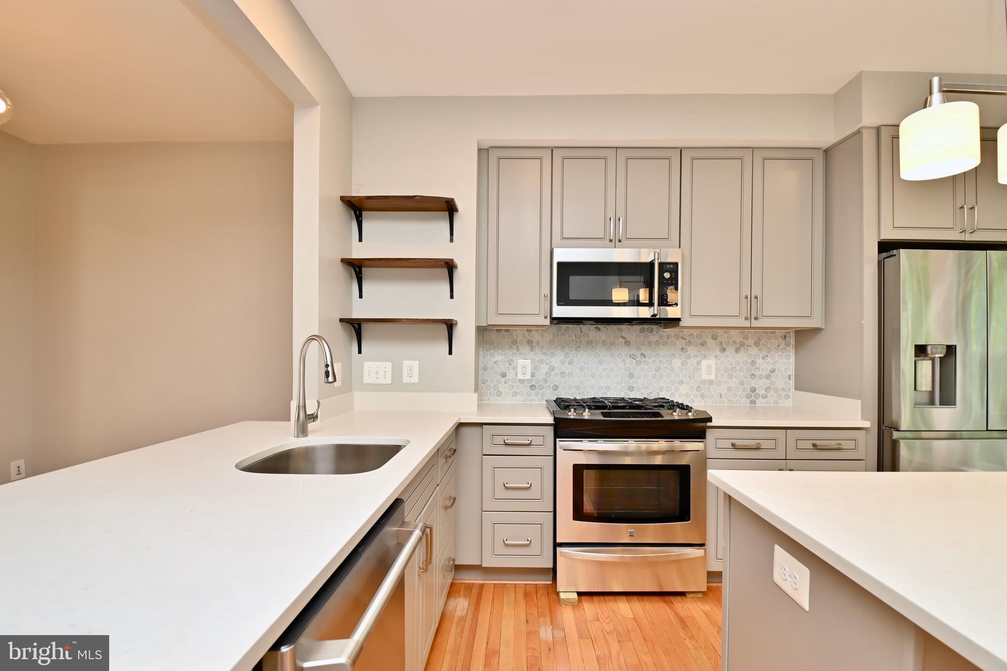 SUMMERS GROVE - Residential Lease